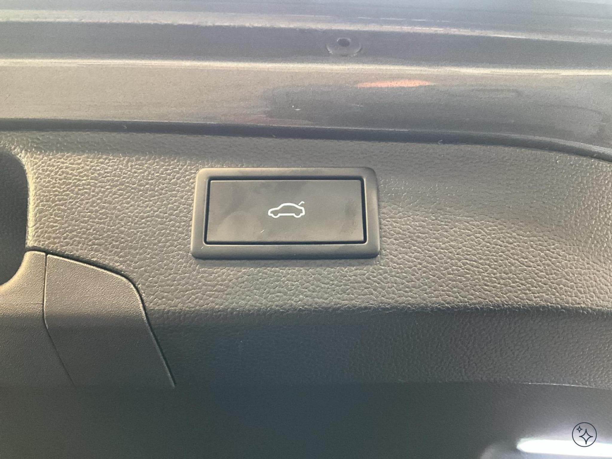 Skoda Superb L&K+DSG+4x4+Stand-Heizung+LM19+AHK+P.Launch+Pano+Led (2024) - Photo 19