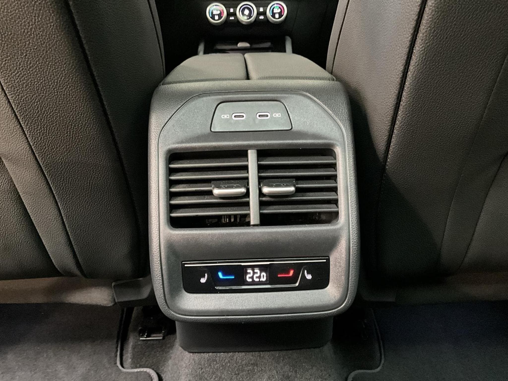 Skoda Superb L&K+DSG+4x4+Stand-Heizung+LM19+AHK+P.Launch+Pano+Led (2024) - Photo 22