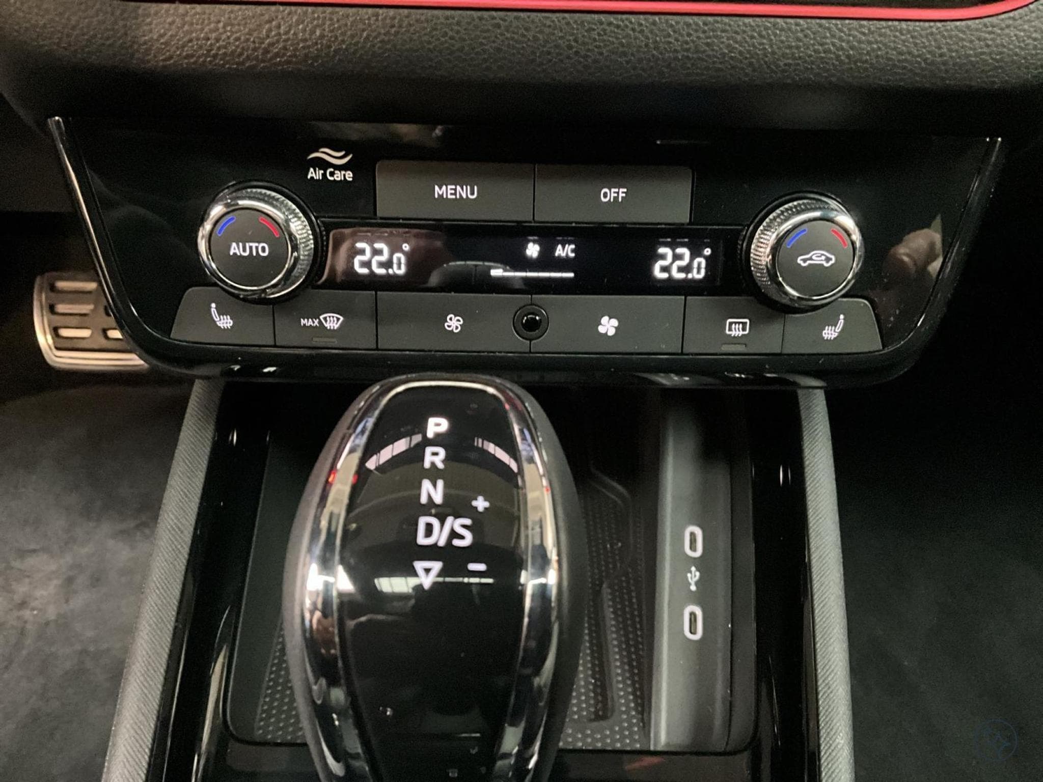 Skoda Kamiq Monte-Carlo+DSG+P.Drive+Led+Navi+DAB+Pano (2025) - Photo 20