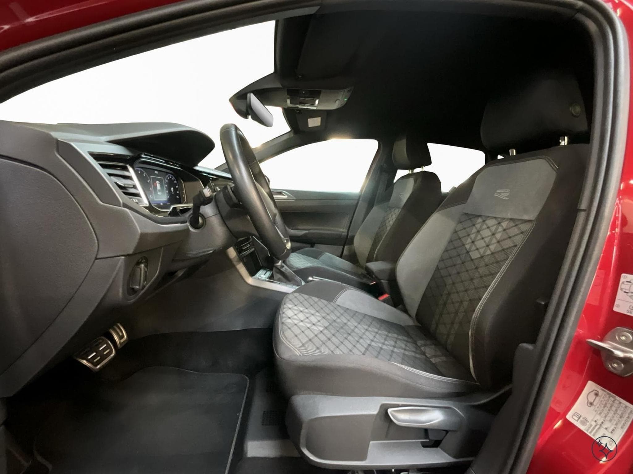 VW Taigo R-Line+DSG+P.Technik+Matrix-LED+IQ-Drive (2022) - Foto 9