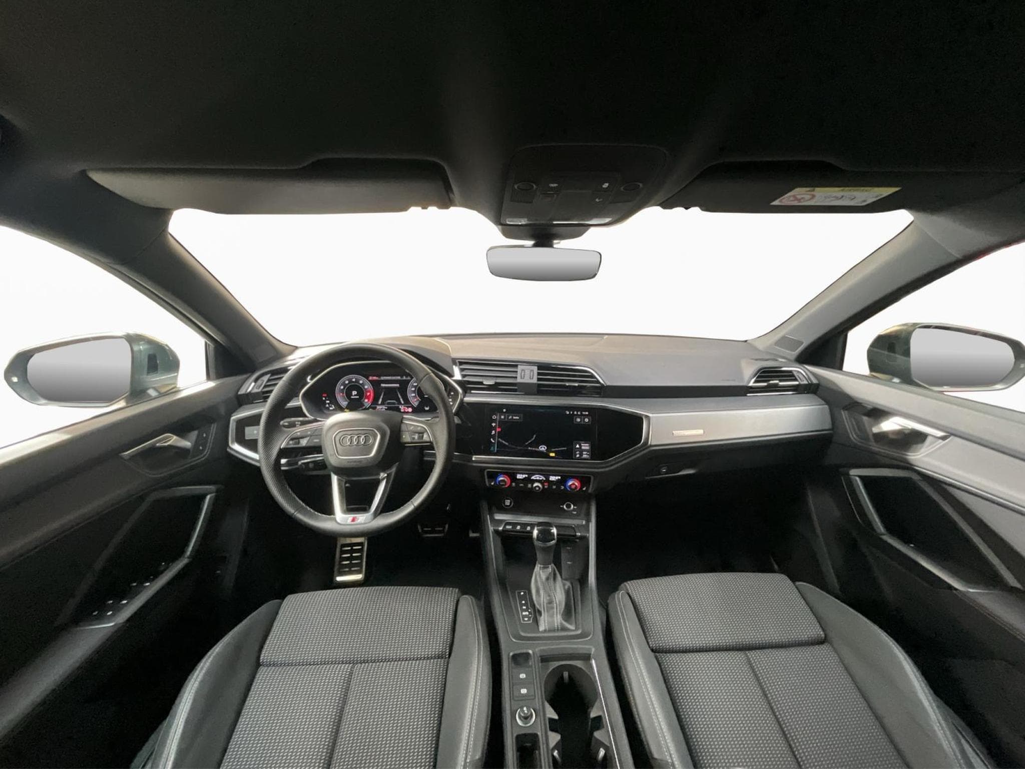 Audi Q3 SB+S-Line+35TFSI+S-Tronic+P.Ass. (2026) - Photo 2