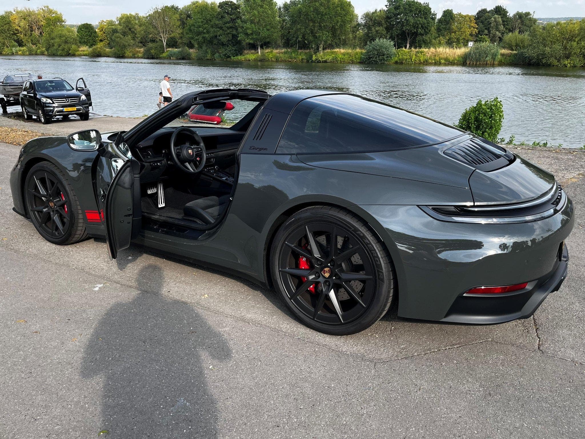 Porsche 911 Targa 4 GTS 992.2 (2001) - Photo 6