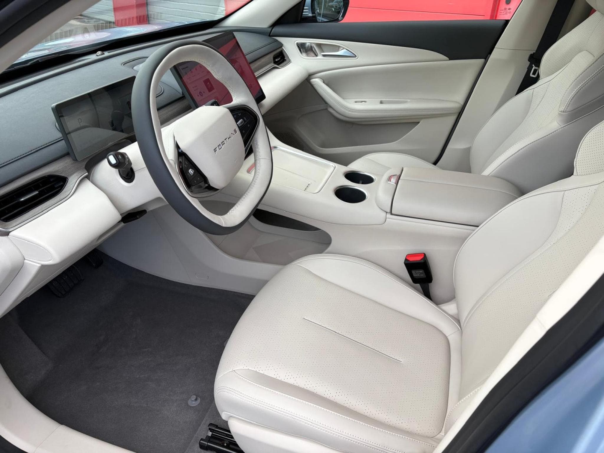 Forthing S7 S7 REEV FULL OPTIONS (2026) - Photo 10