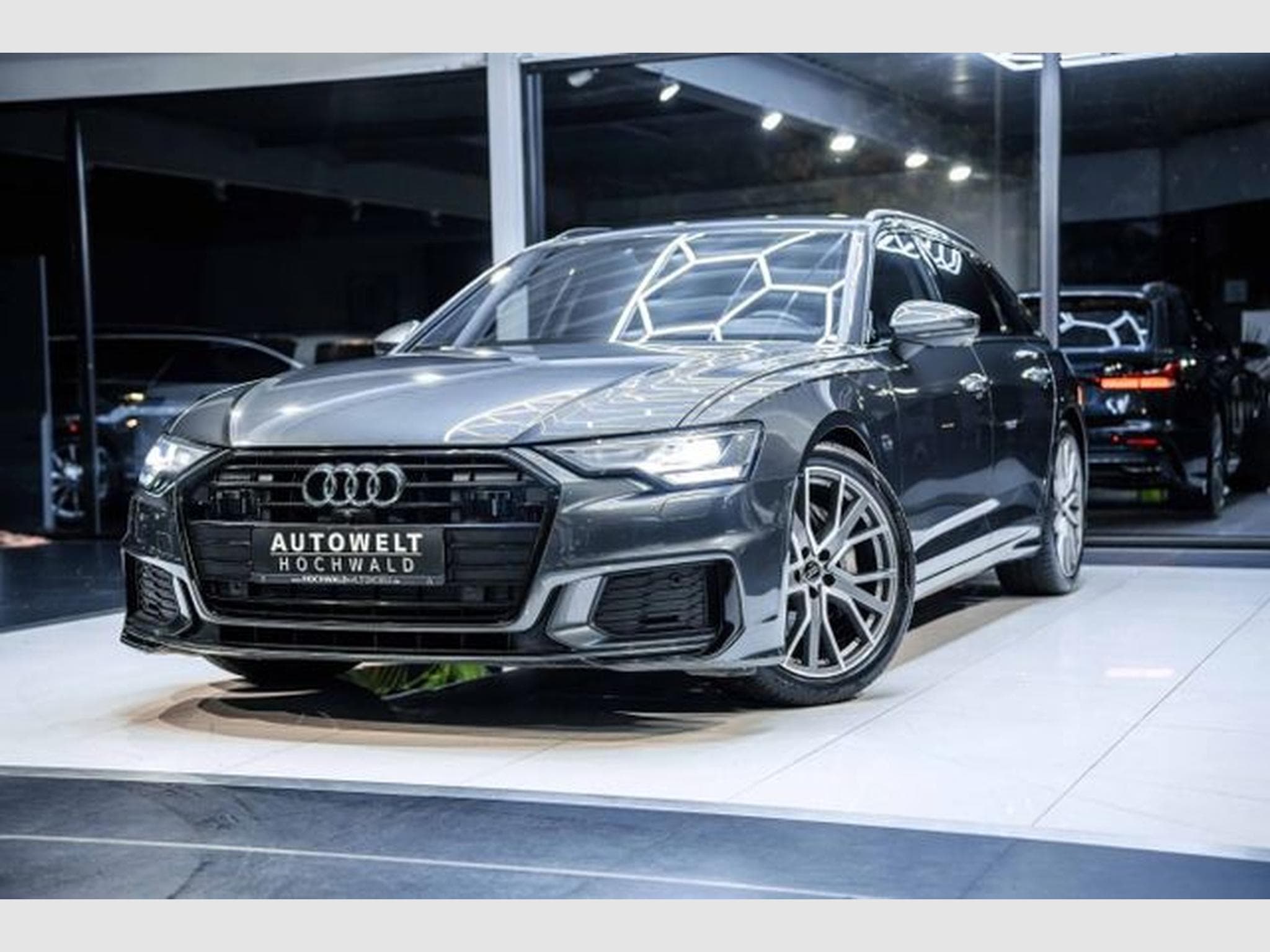 Audi A6 A6 50 TDI  quattro S-tr 3x S-Line NAVI LED Black (2023) - Foto 2