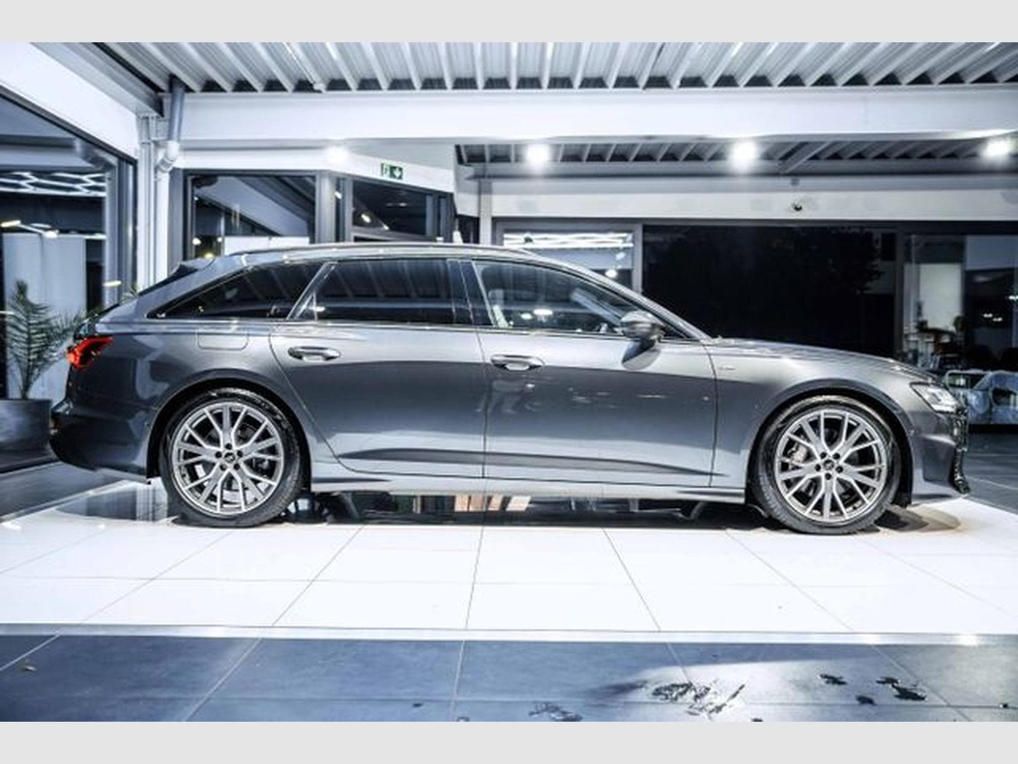 Audi A6 A6 50 TDI  quattro S-tr 3x S-Line NAVI LED Black (2023) - Foto 8