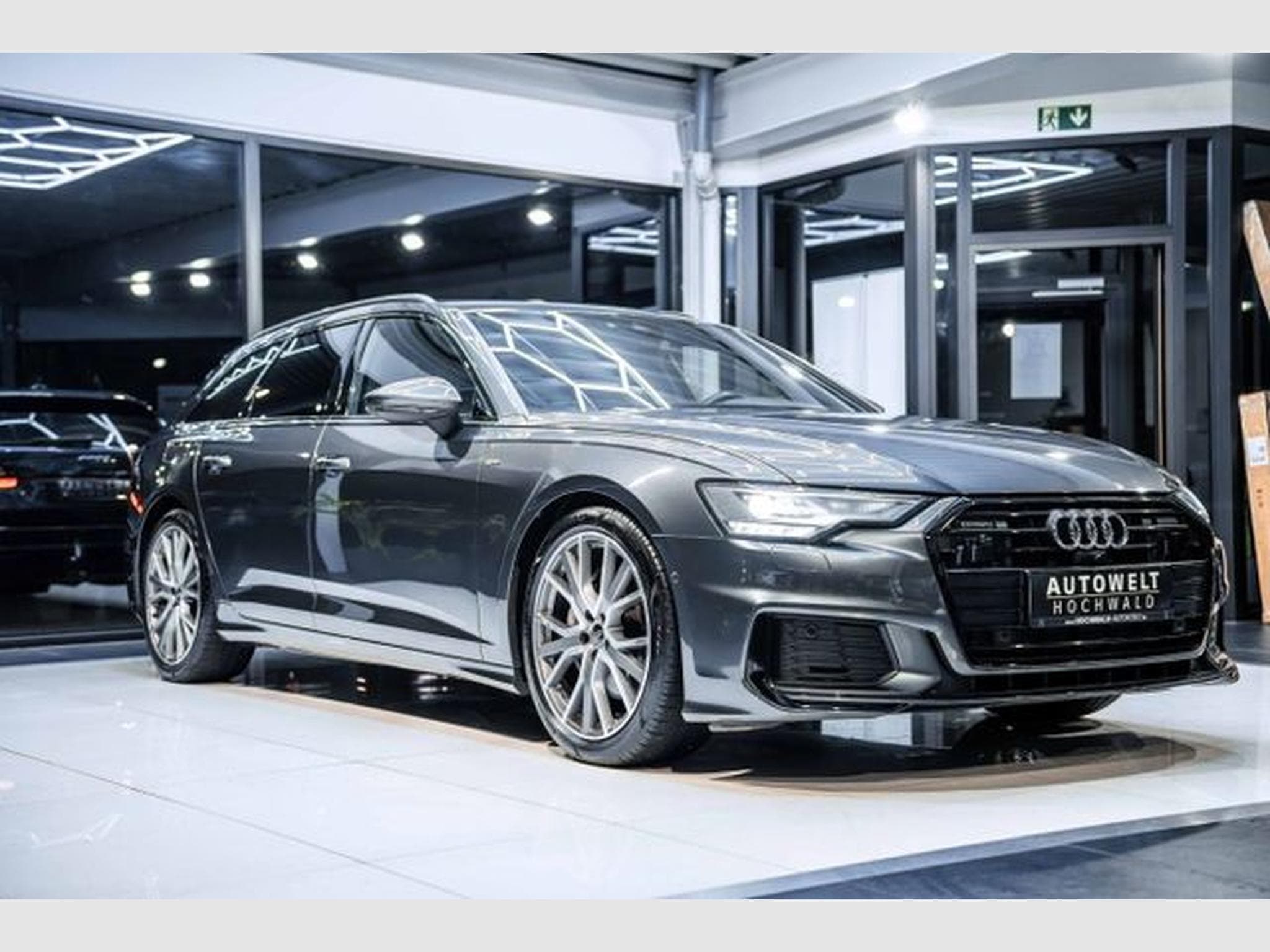 Audi A6 A6 50 TDI  quattro S-tr 3x S-Line NAVI LED Black (2023) - Foto 6