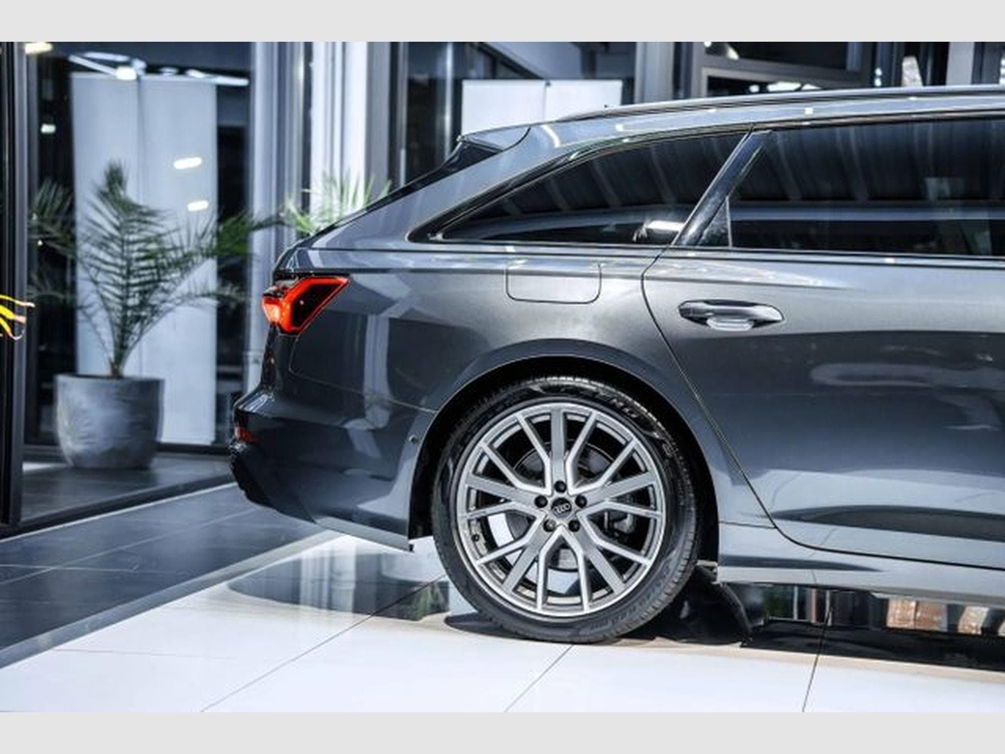 Audi A6 A6 50 TDI  quattro S-tr 3x S-Line NAVI LED Black (2023) - Foto 9