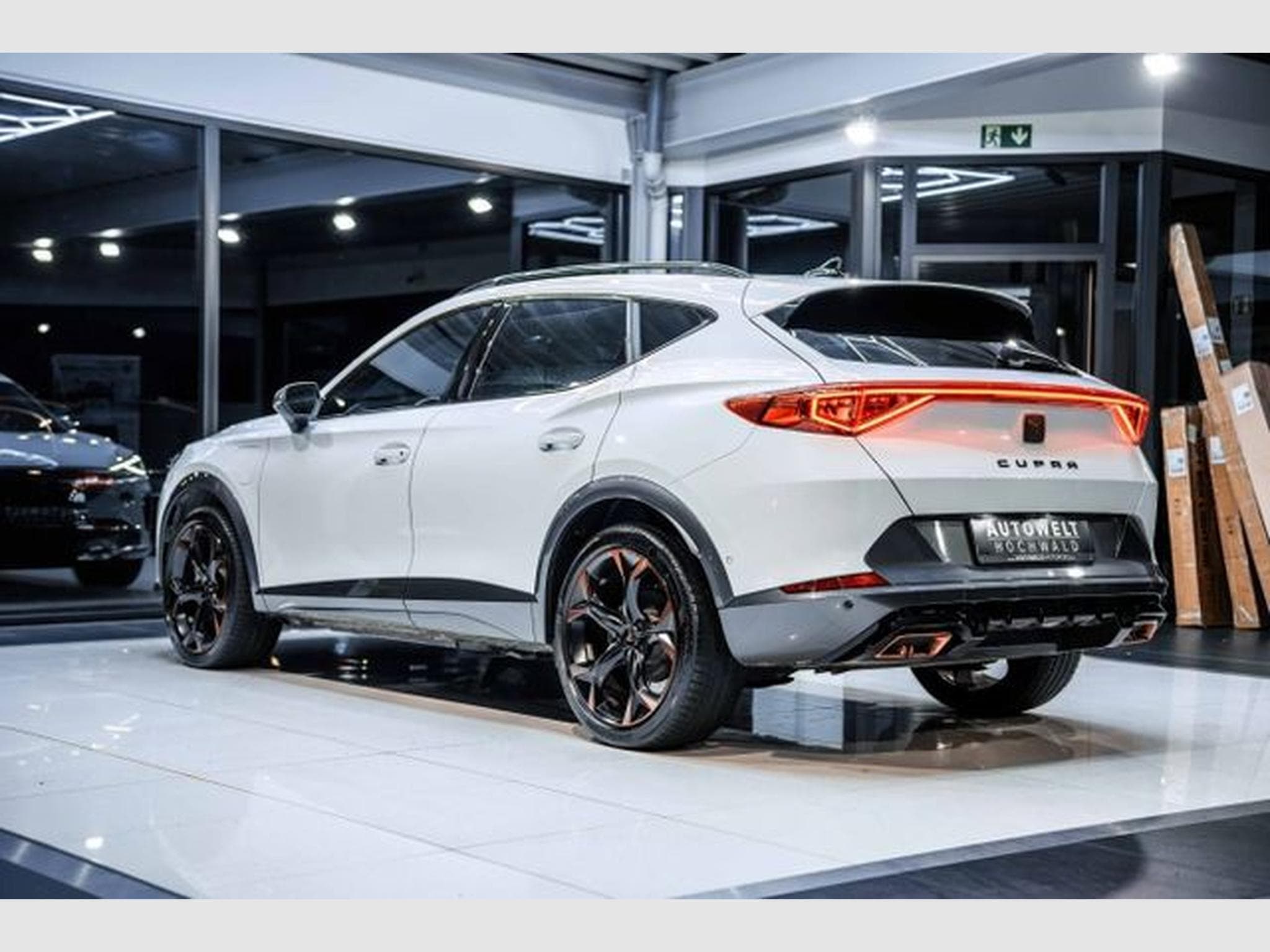 Cupra Formentor Formentor 1.4 TSI e-Hybrid LED NAVI RFK 19Z ACC (2024) - Foto 11