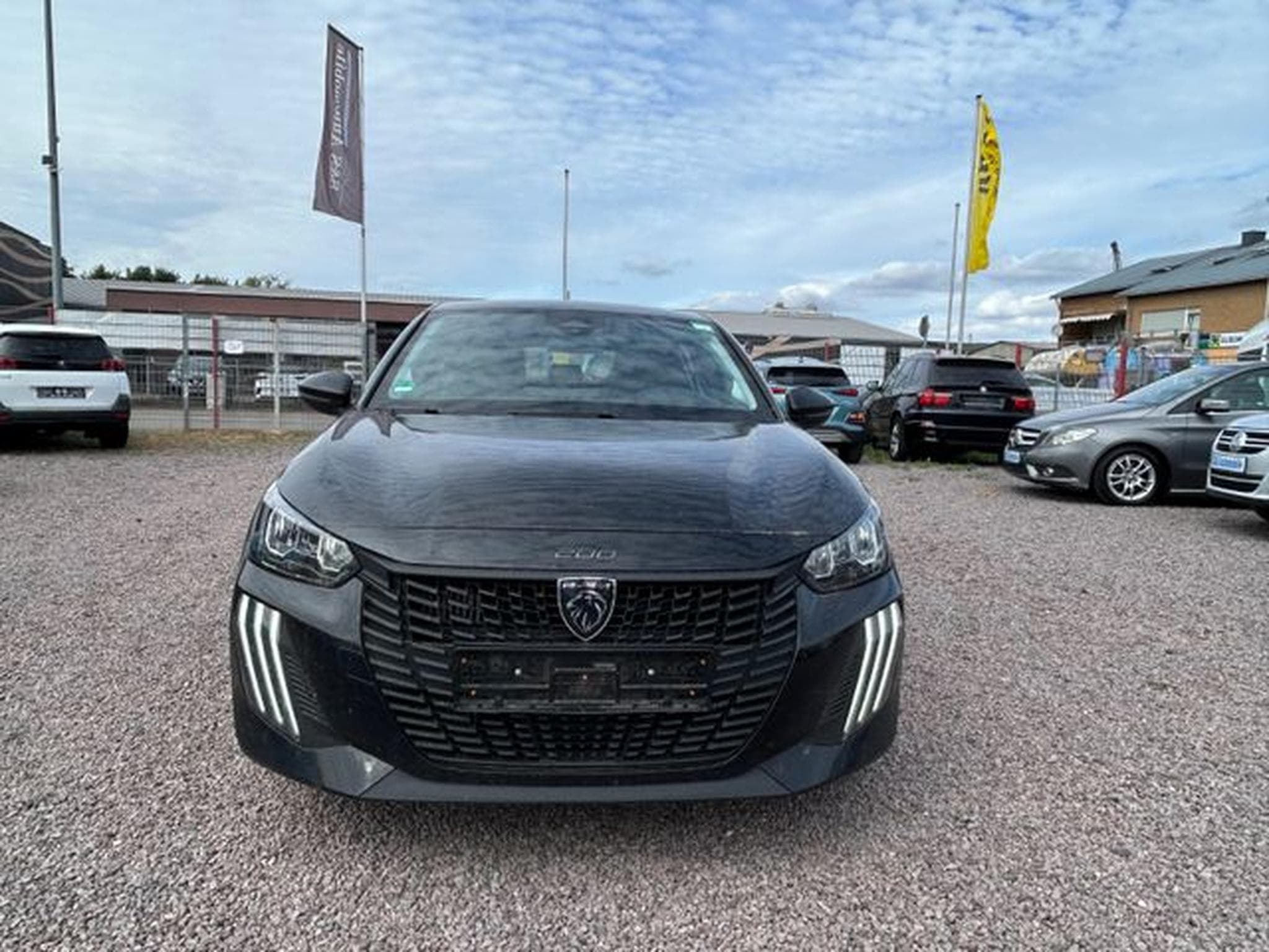 Peugeot 208 208 Style *Seitenschaden* (2025) - Photo 2