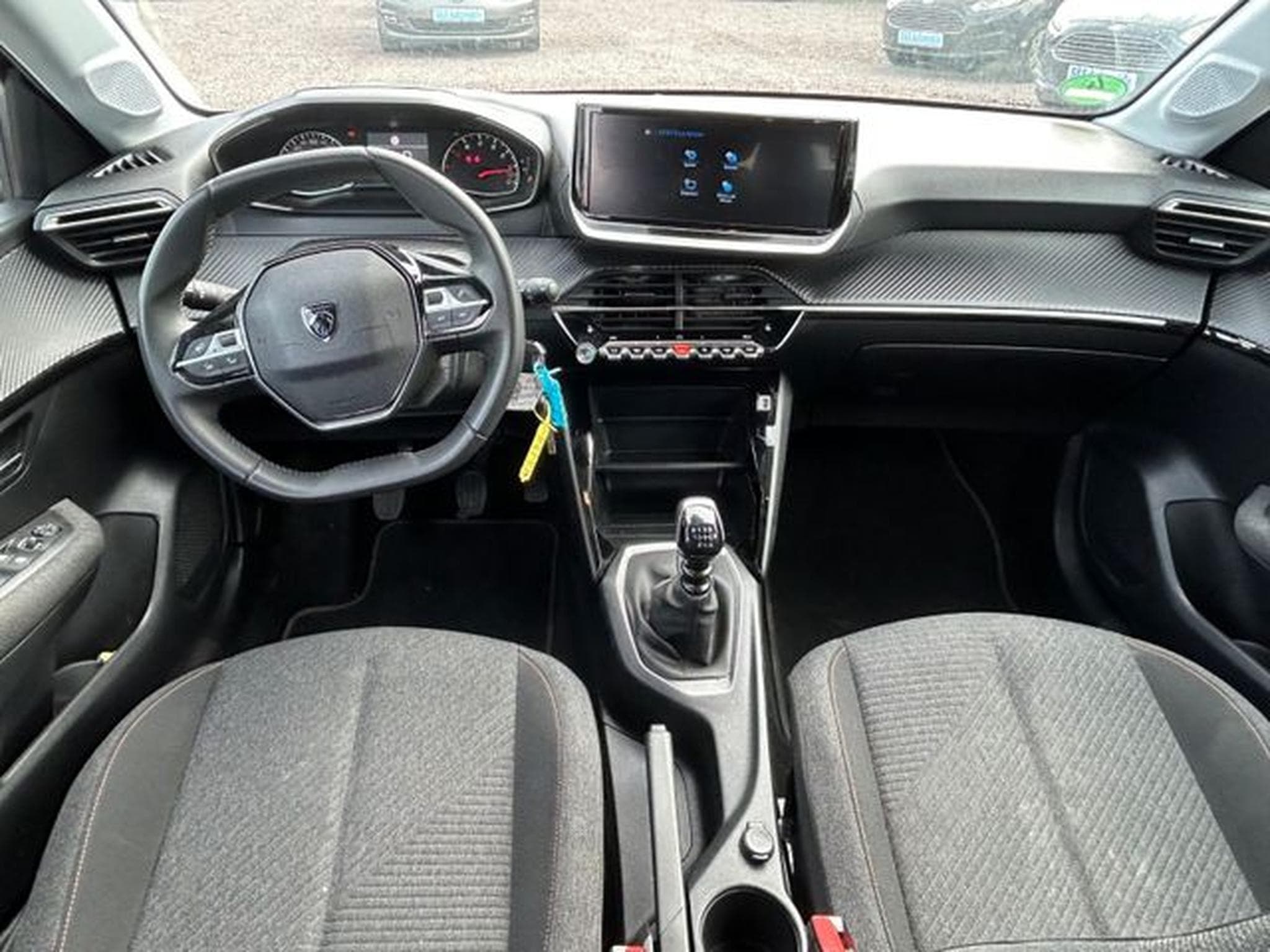 Peugeot 208 208 Style *Seitenschaden* (2025) - Photo 12
