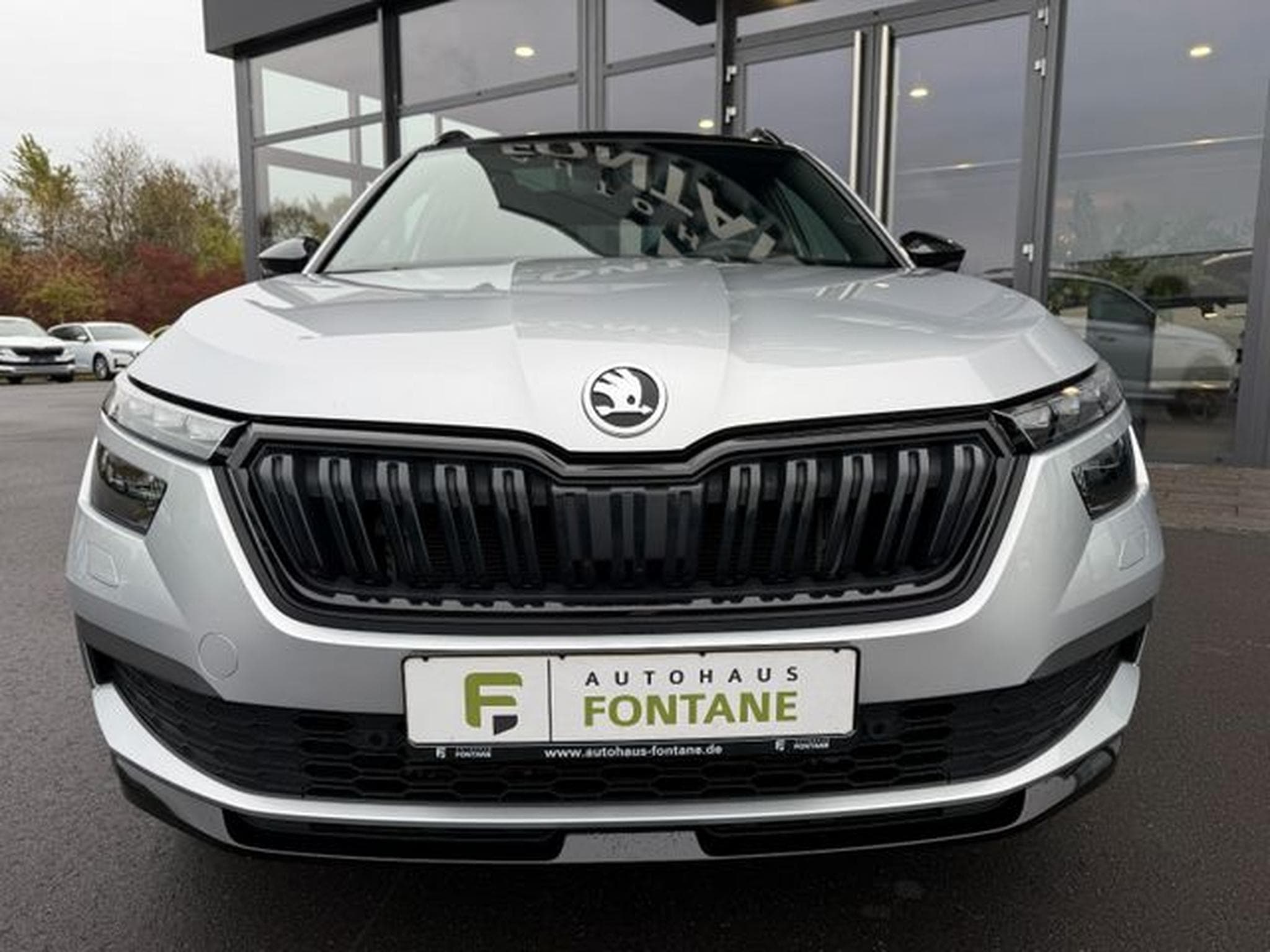 Skoda Kamiq Kamiq 1.5TSI Monte Carlo Pano 18" Navi AHK ACC (2023) - Foto 2