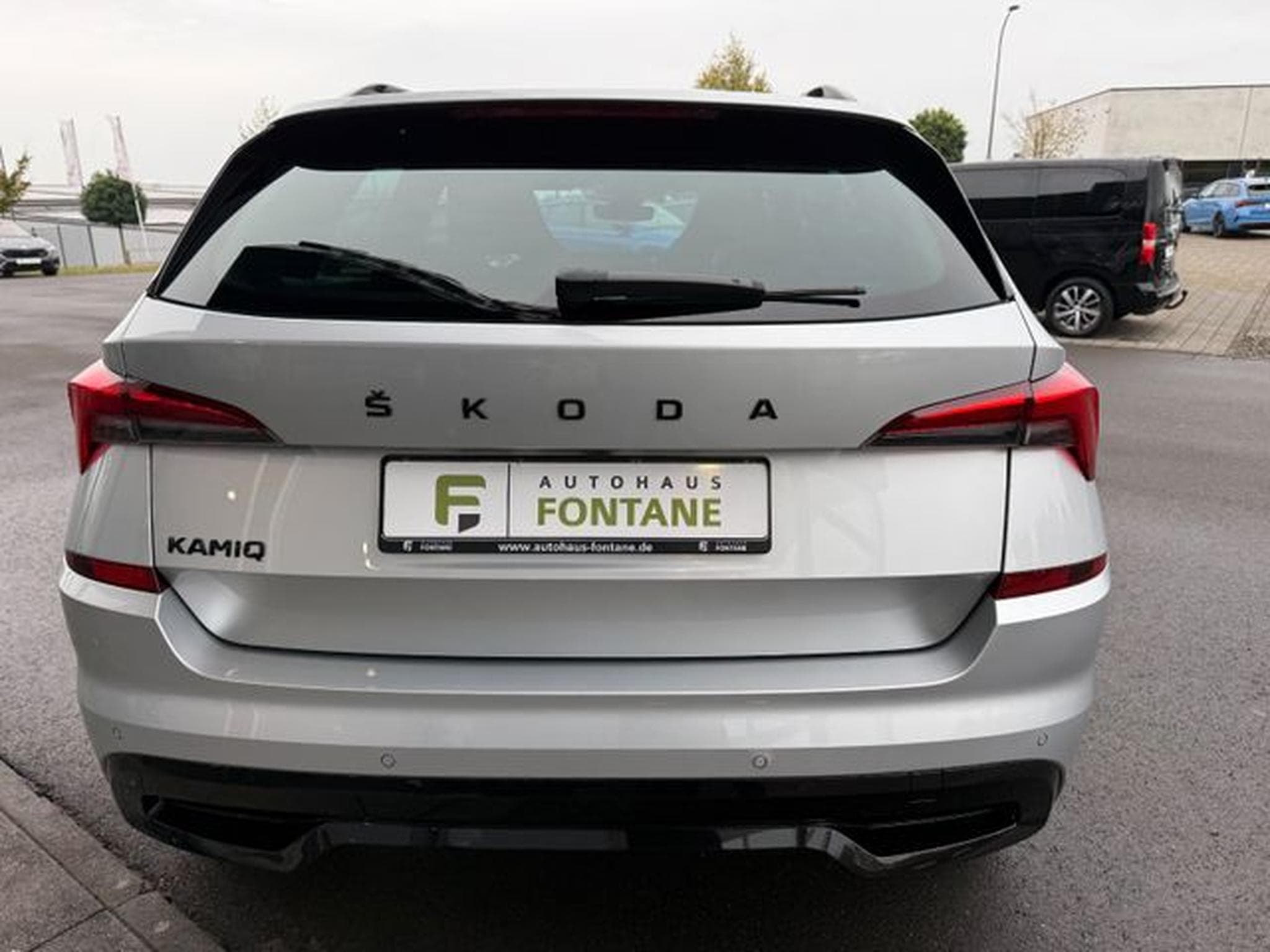 Skoda Kamiq Kamiq 1.5TSI Monte Carlo Pano 18" Navi AHK ACC (2023) - Foto 6