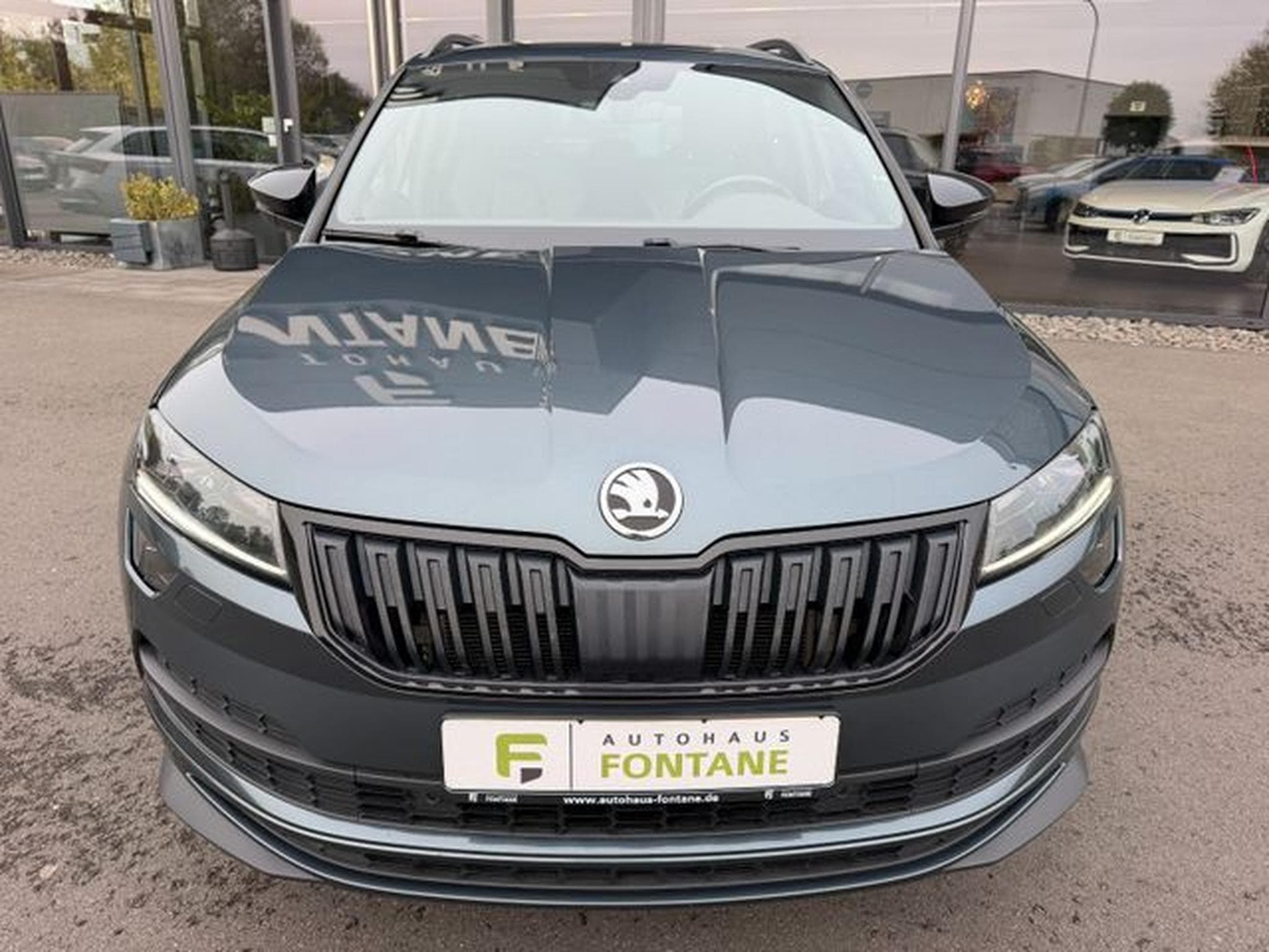 Skoda Karoq Karoq 2,0TDi Sportline 4x4 Leder AHK Standhz ACC (2020) - Foto 3