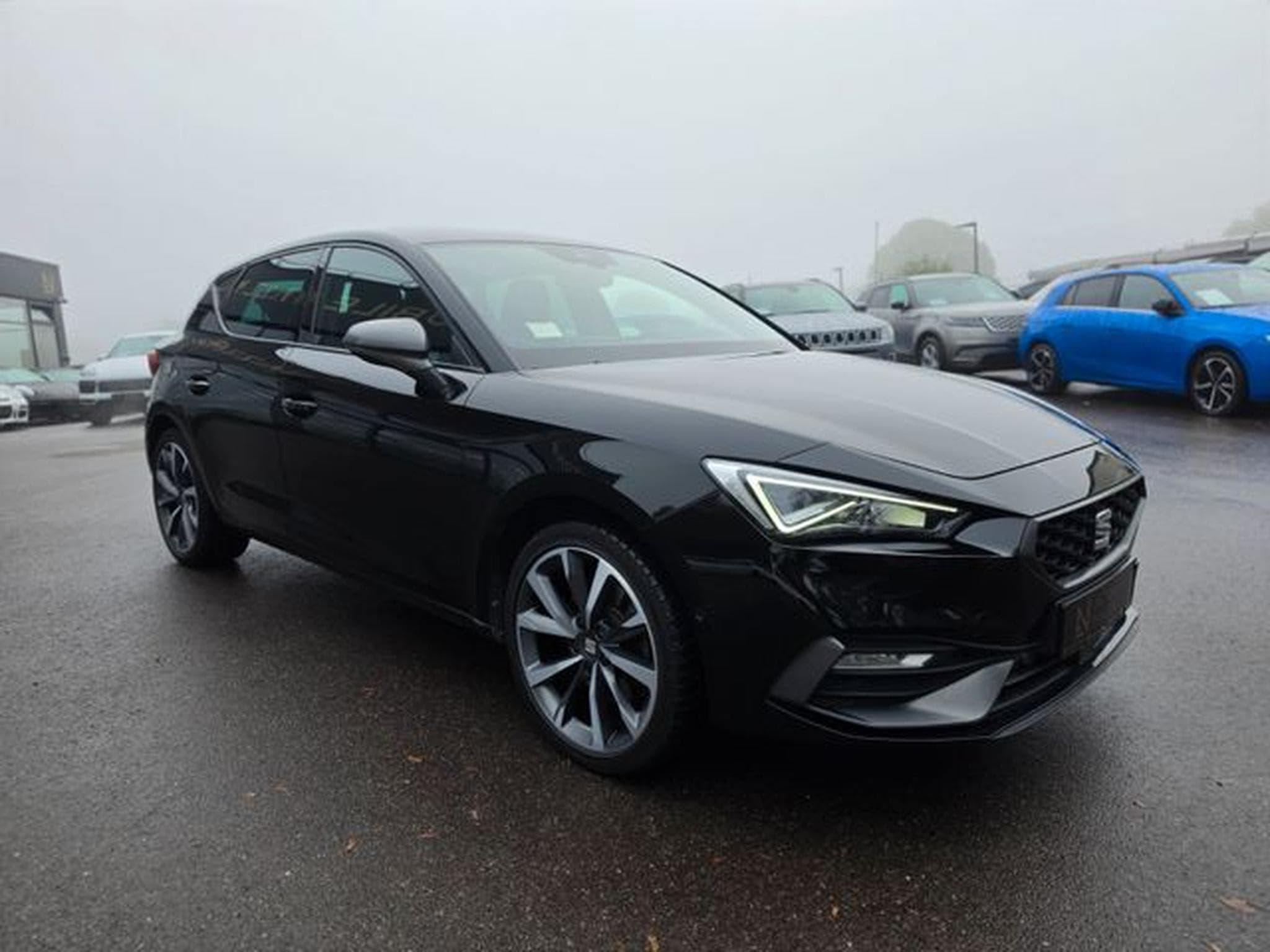 Seat Leon LEON FR E-Hybrid *AUT*LED*VIRTUAL*SHZ*KAM* (2021) - Photo 4