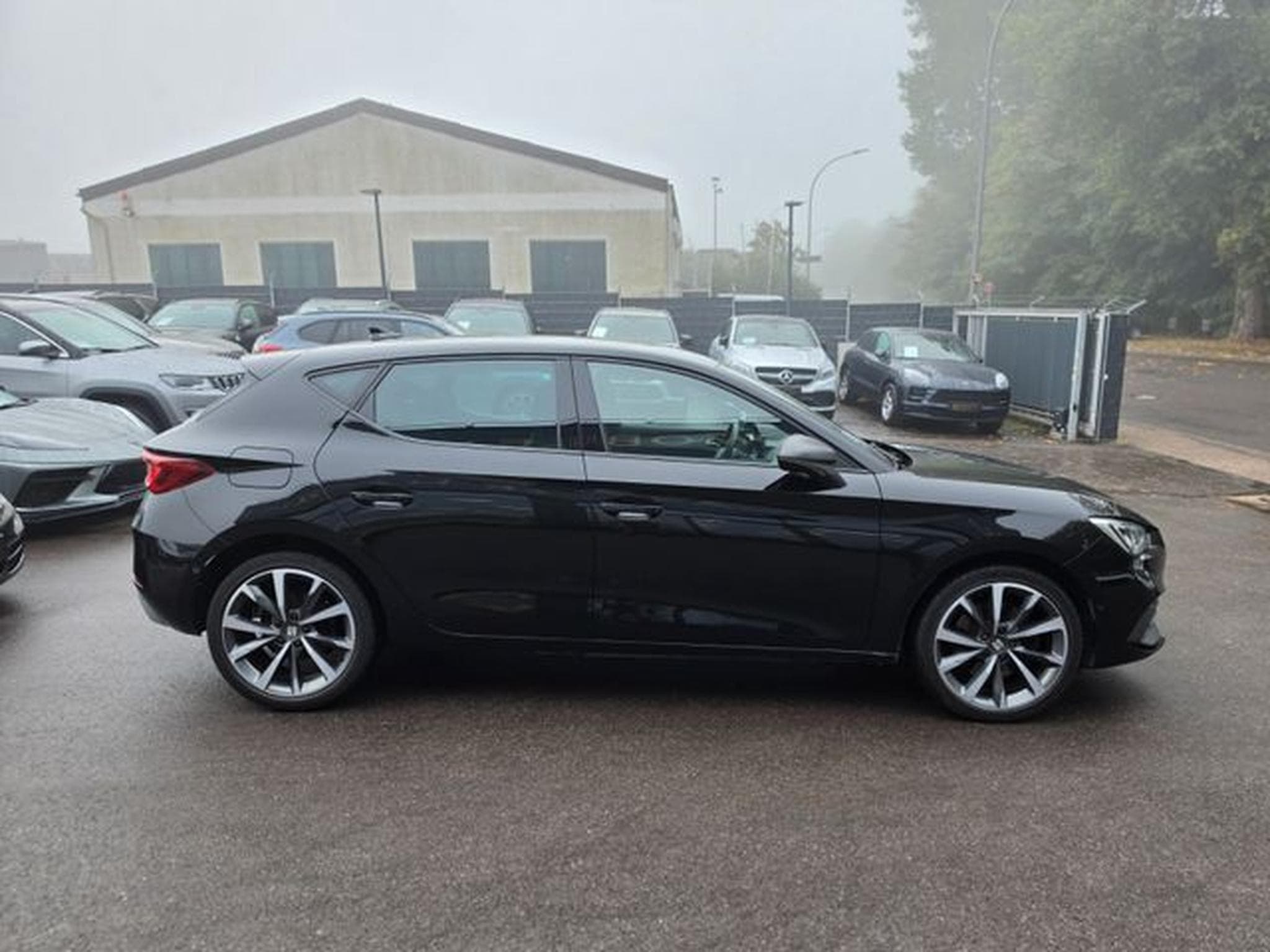 Seat Leon LEON FR E-Hybrid *AUT*LED*VIRTUAL*SHZ*KAM* (2021) - Photo 14