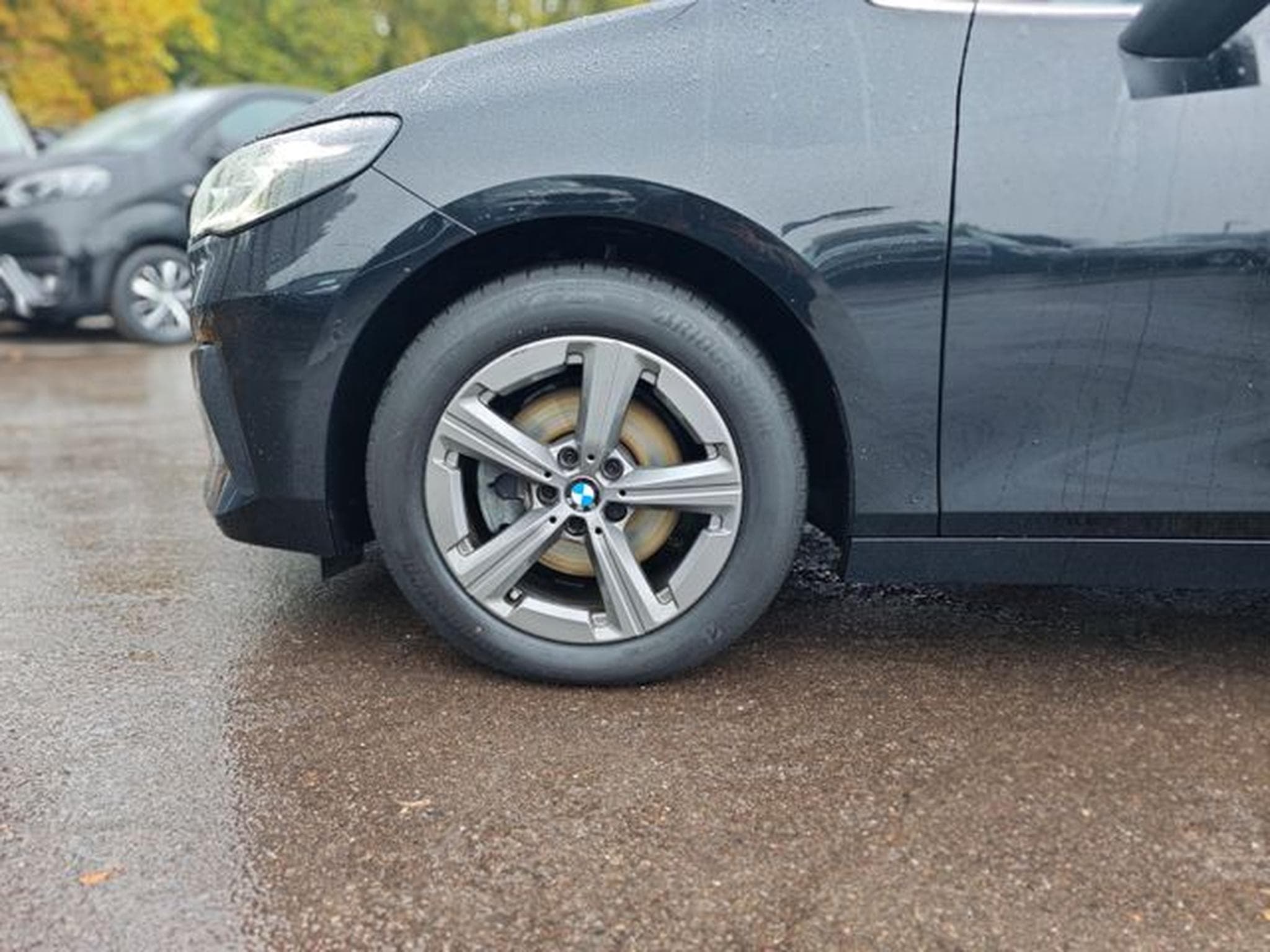 BMW 218 218 i ACTIVE TOURER *AUT*LED*KAM*LEDER*ALU* (2023) - Photo 11