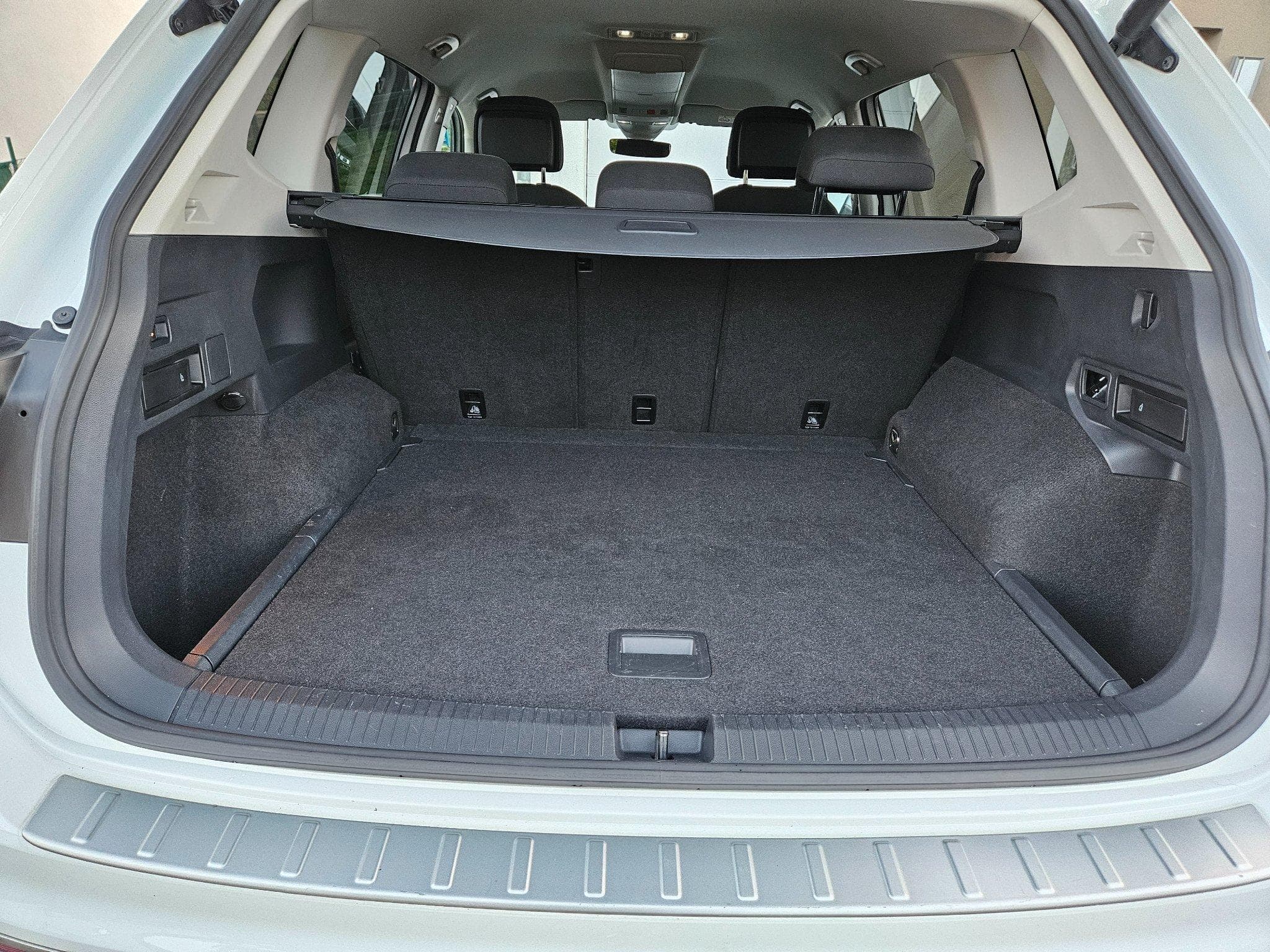 VW Tiguan Allspace Highline 2.0 TDI 4Motion R-Line (2021) - Photo 6