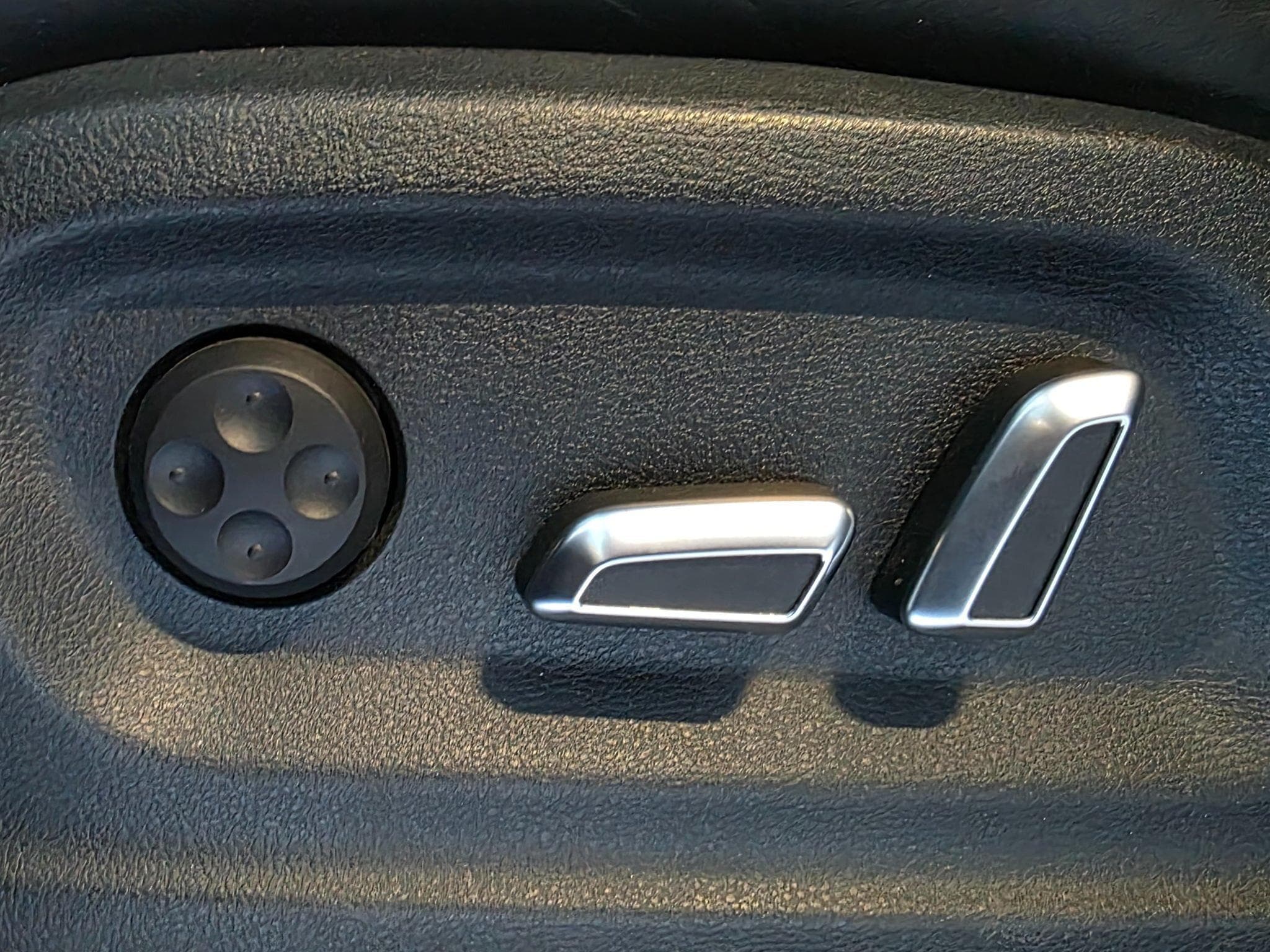 Audi SQ5 (2014) - Photo 7