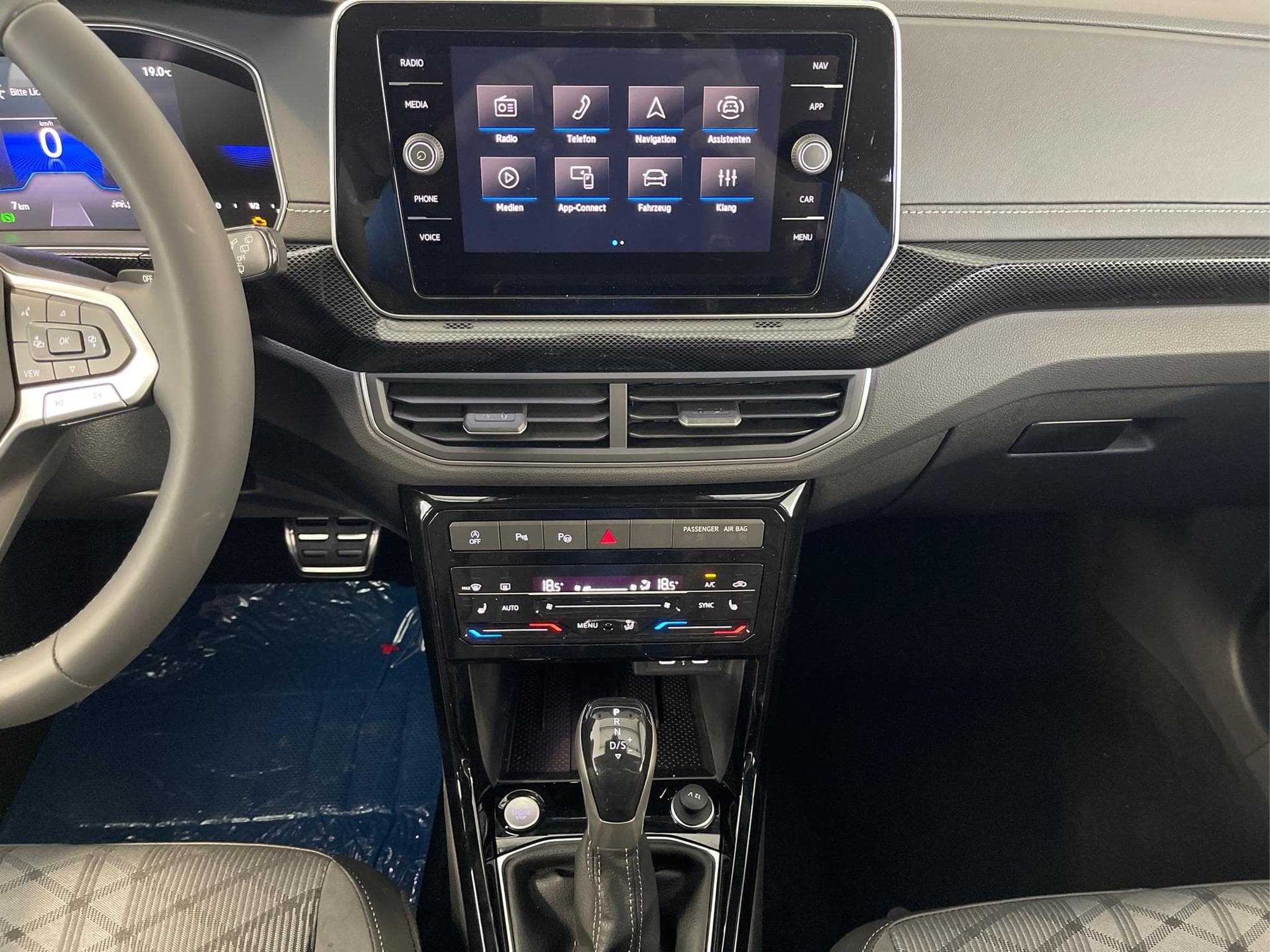 VW T-Cross R-Line (2026) - Foto 7