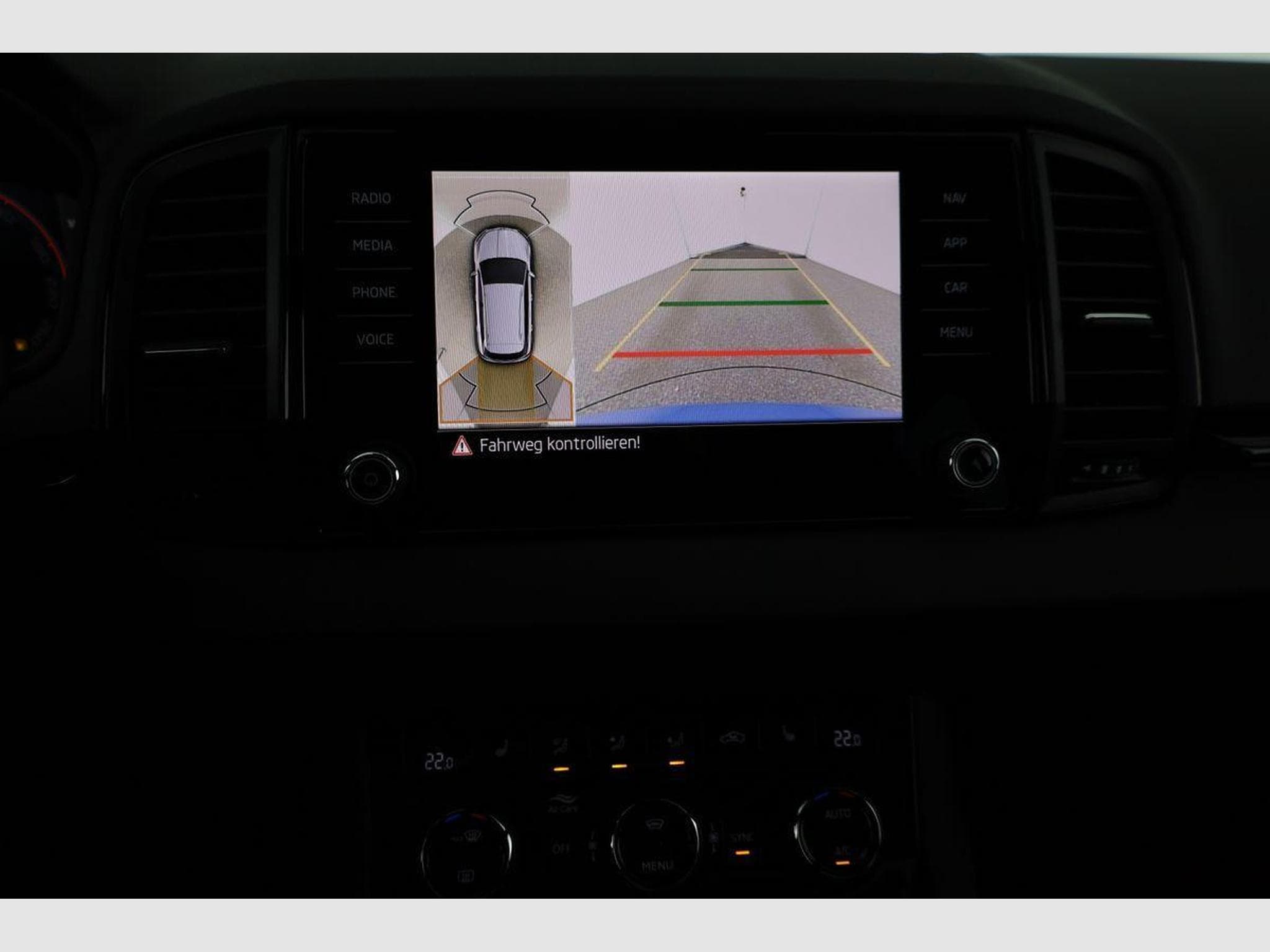 Skoda Karoq Sportline (2026) - Foto 6