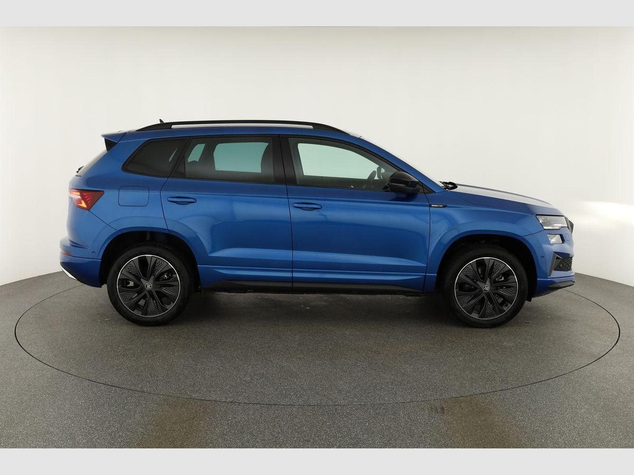 Skoda Karoq Sportline (2026) - Foto 24