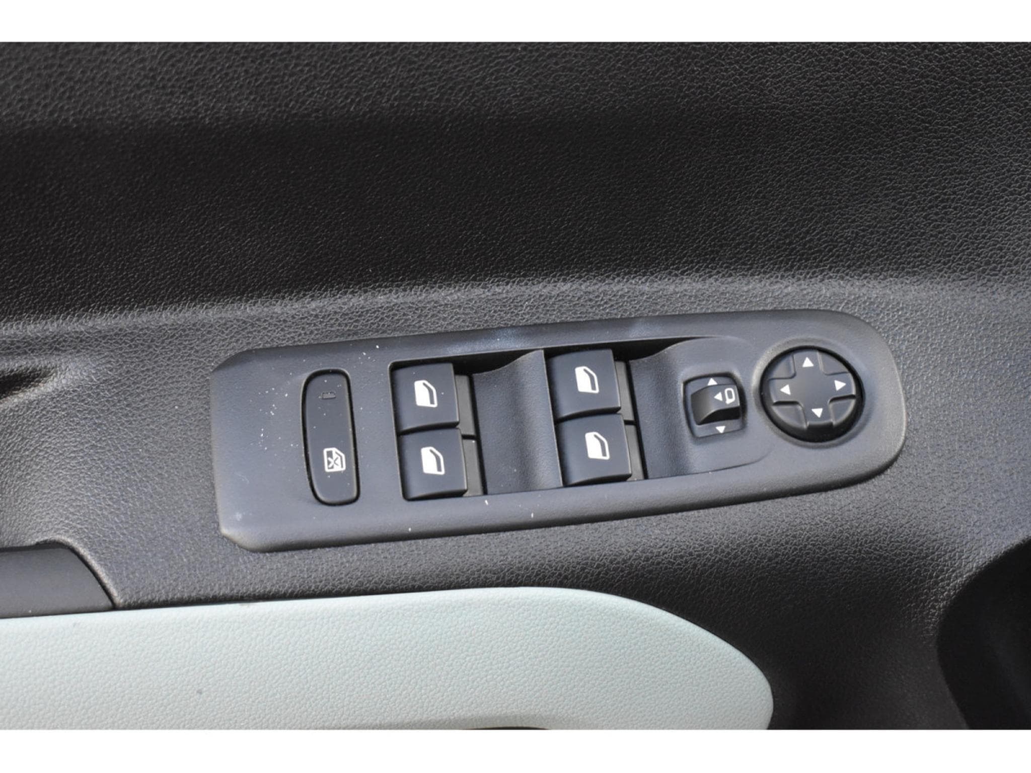 Citroën Berlingo Multispace 110 5 places 41000km Etat neuf (2019) - Photo 14