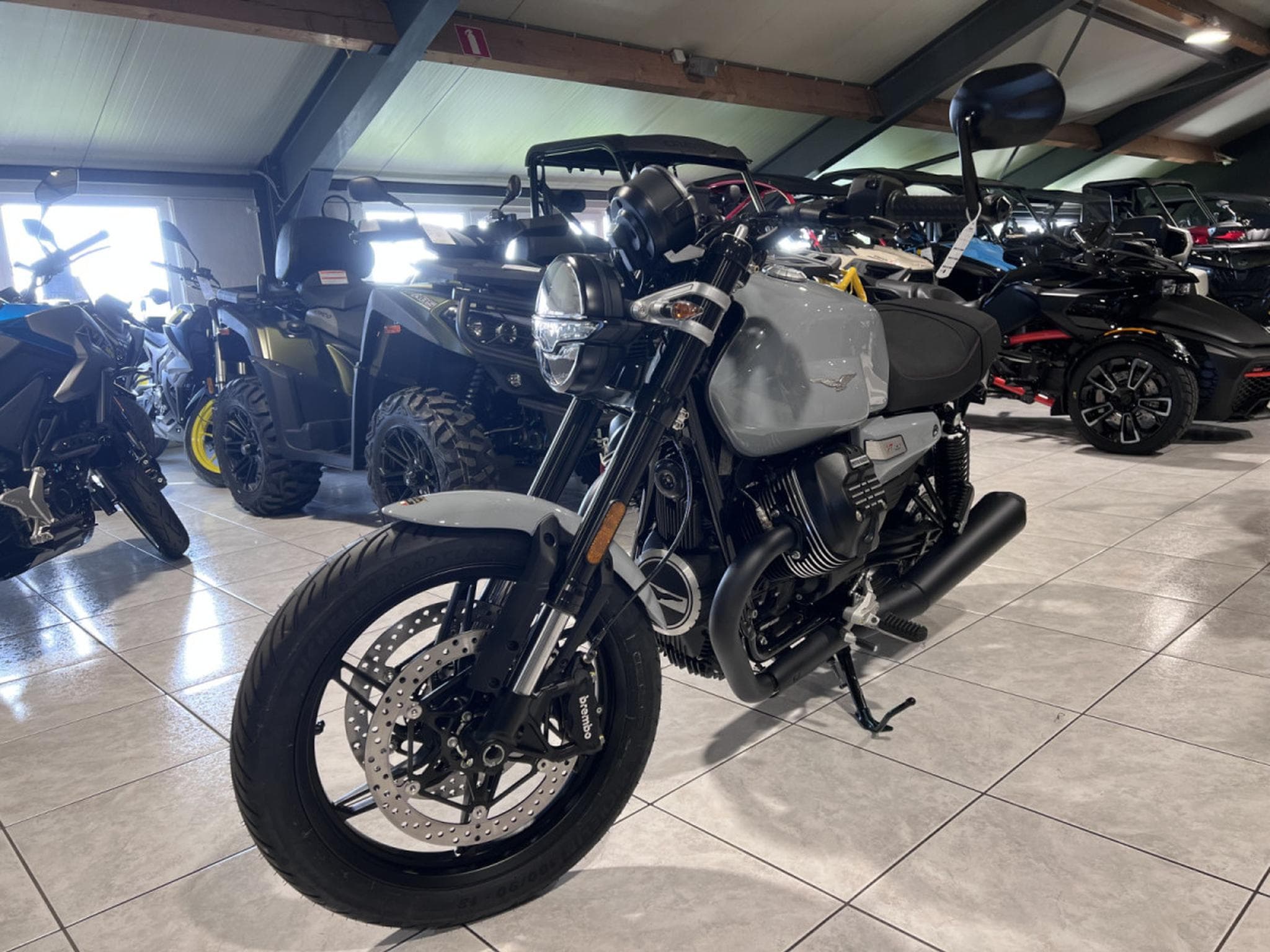 Moto Guzzi V7 SPORT (2026) - Photo 2