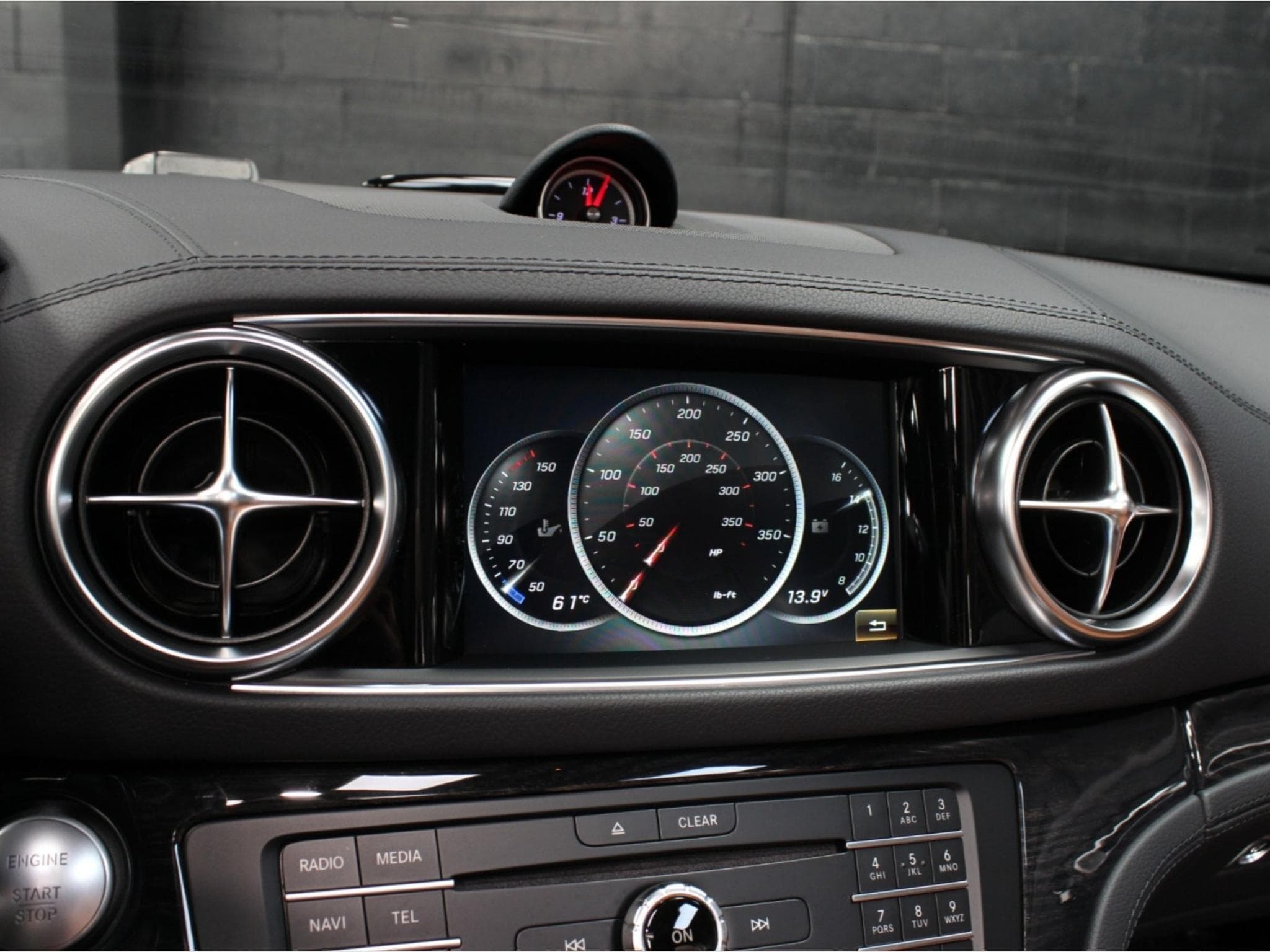 Mercedes SL 500 AMG Line - Facelift (2016) - Photo 4
