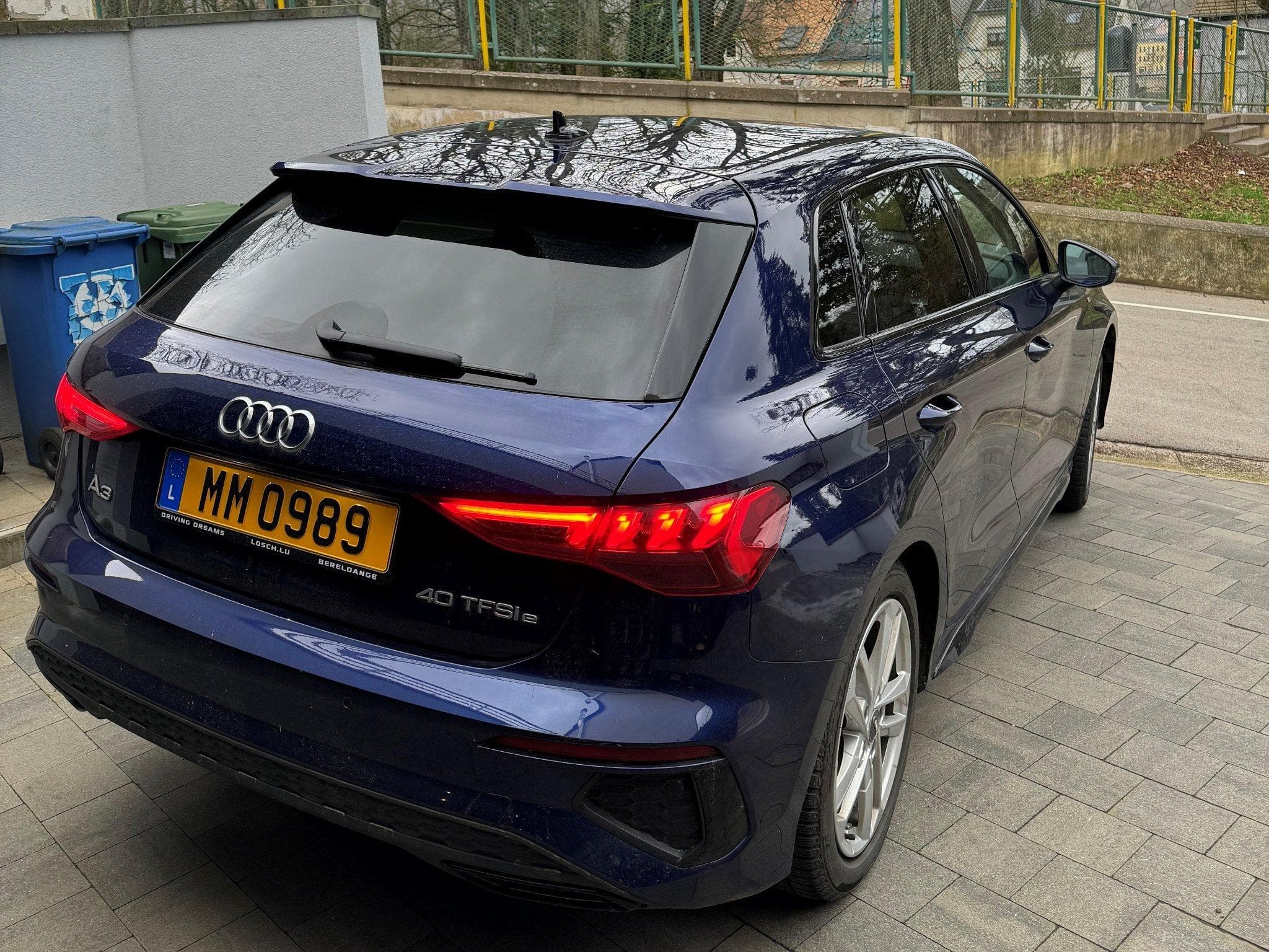 Audi A3 Sportback 40 TFSIe PHEV S-Line S-Tronic (2021) - Photo 2