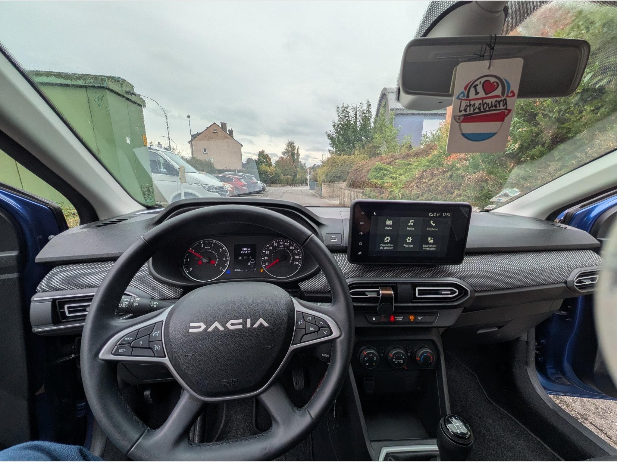 Dacia Sandero Expression Sce 65 bleu IRON (2023) - Photo 7
