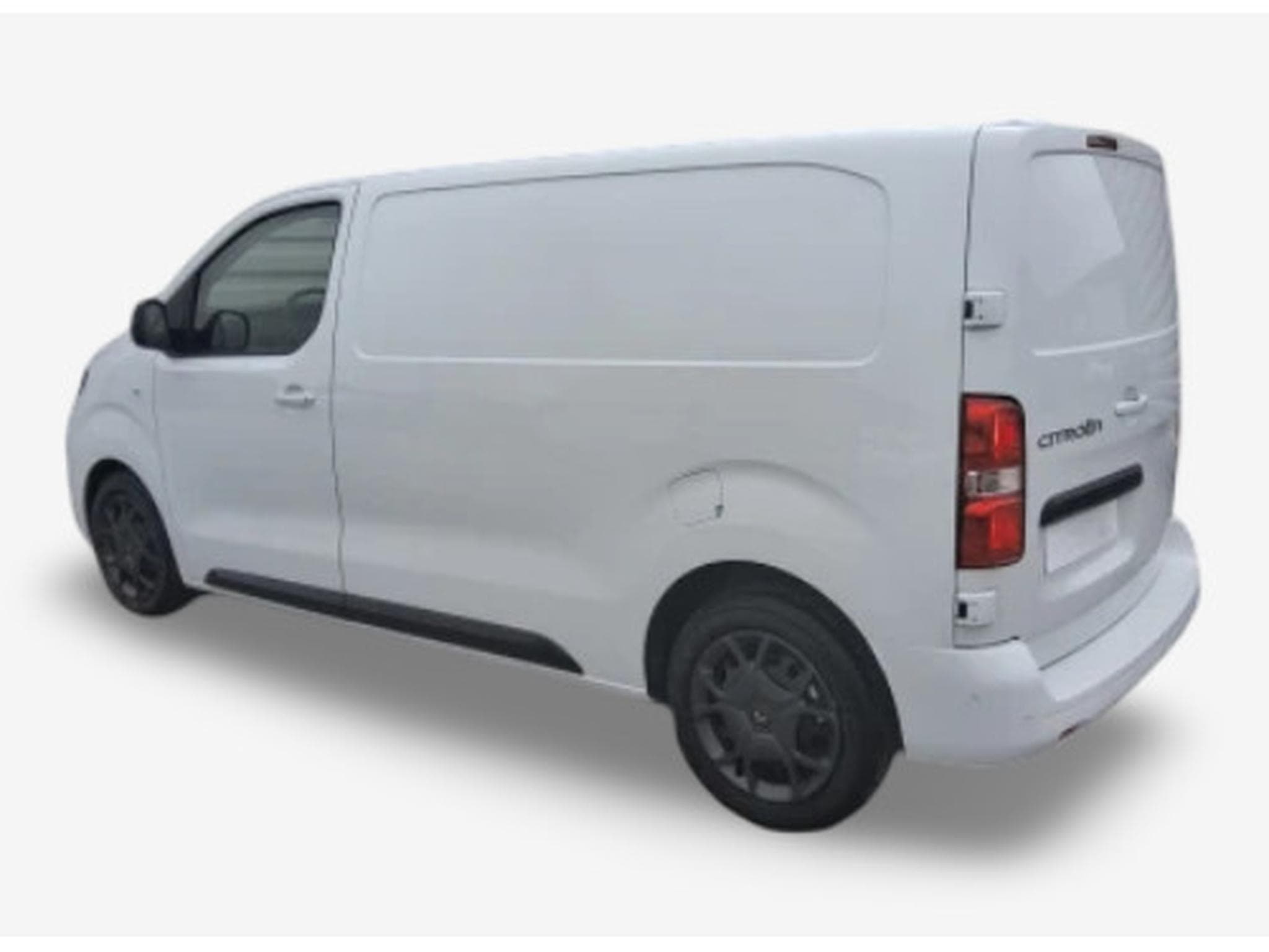 Citroën Jumpy 2.0 BlueHDI EAT8 180 M Confort (2026) - Foto 6