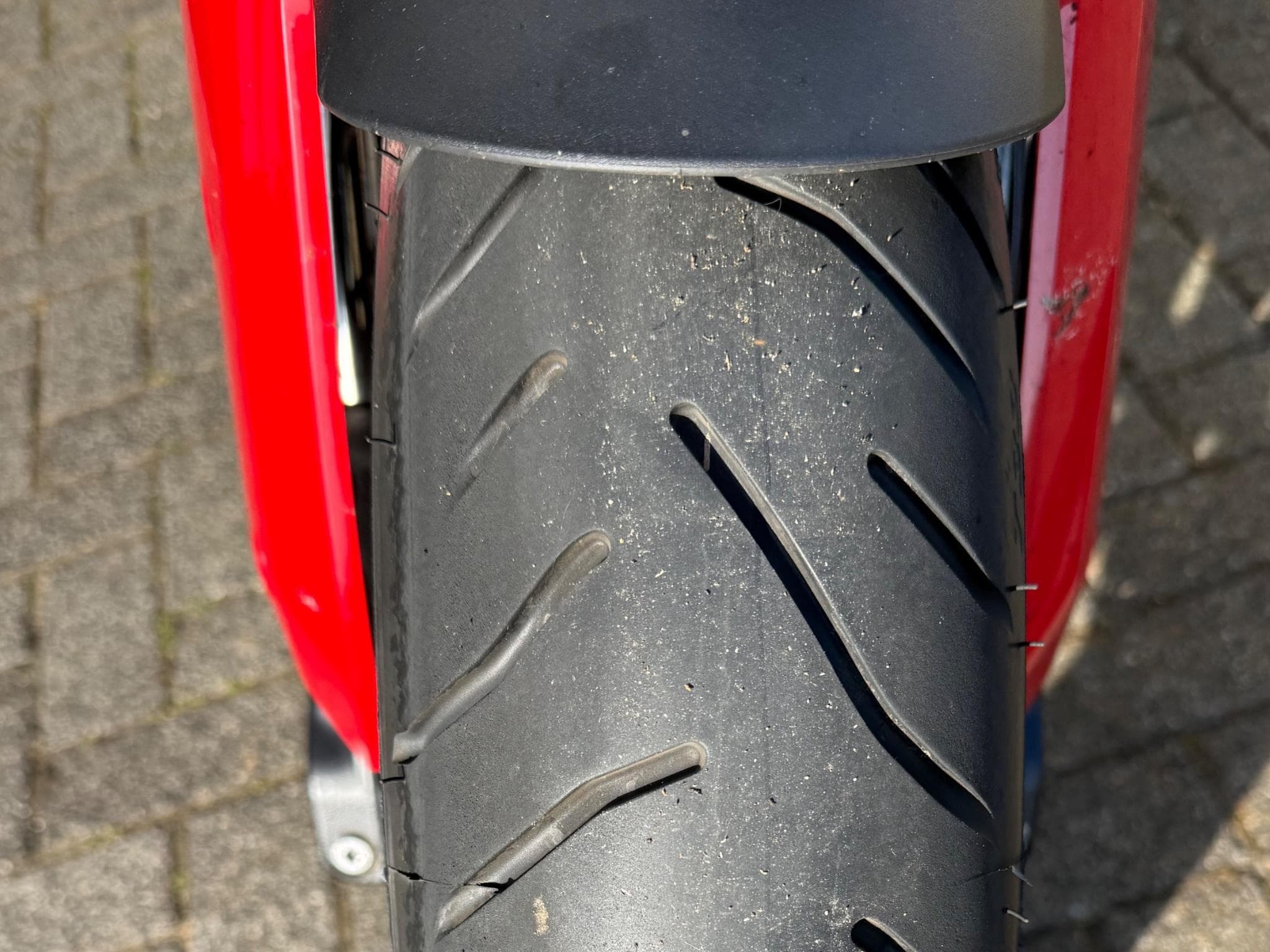 BMW F F900XR (2022) - Photo 2