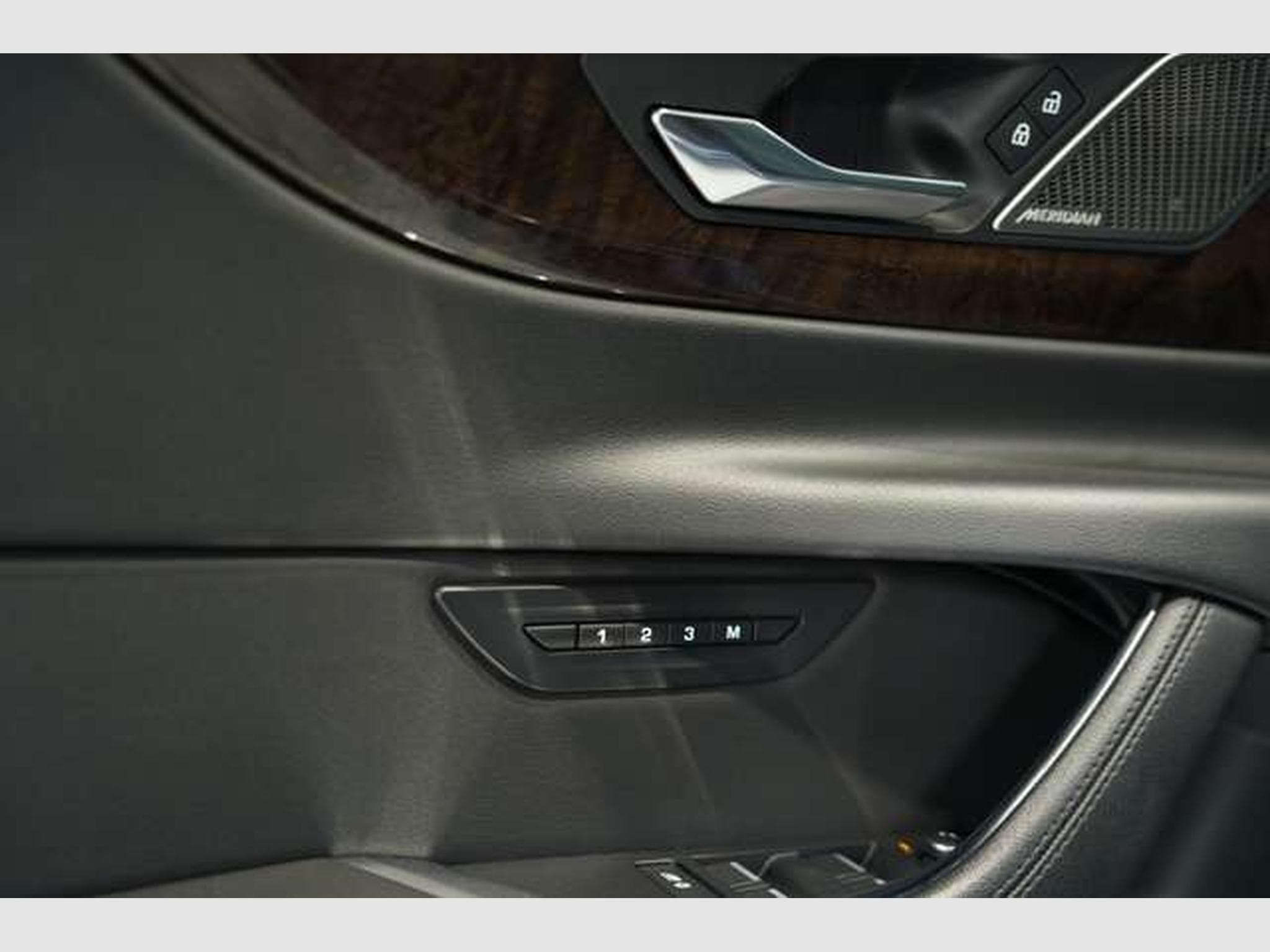 Jaguar XE HSE AWD *2.H *19 *Black-Pack *Matrix *Pano (2021) - Photo 26
