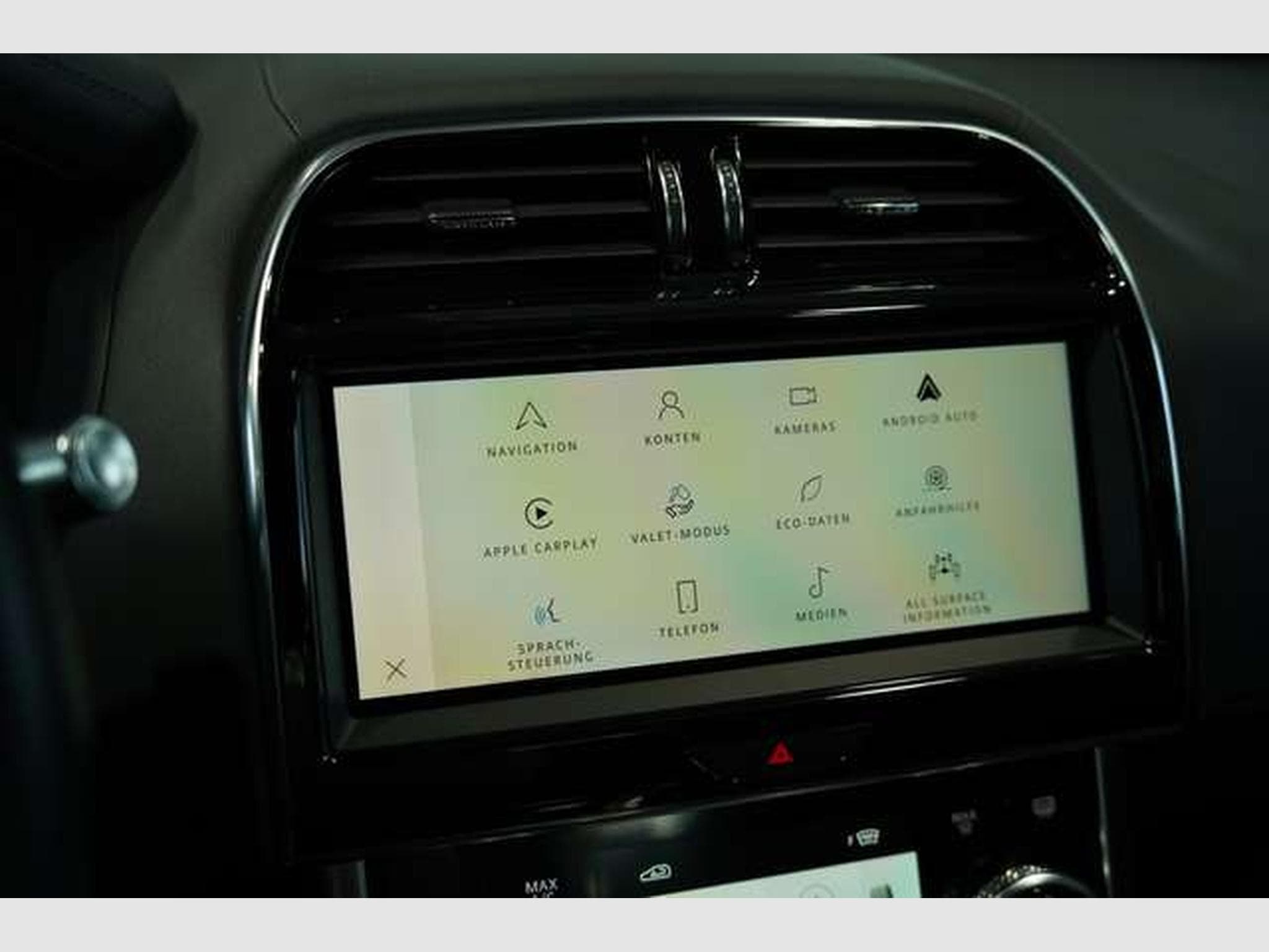 Jaguar XE HSE AWD *2.H *19 *Black-Pack *Matrix *Pano (2021) - Photo 36