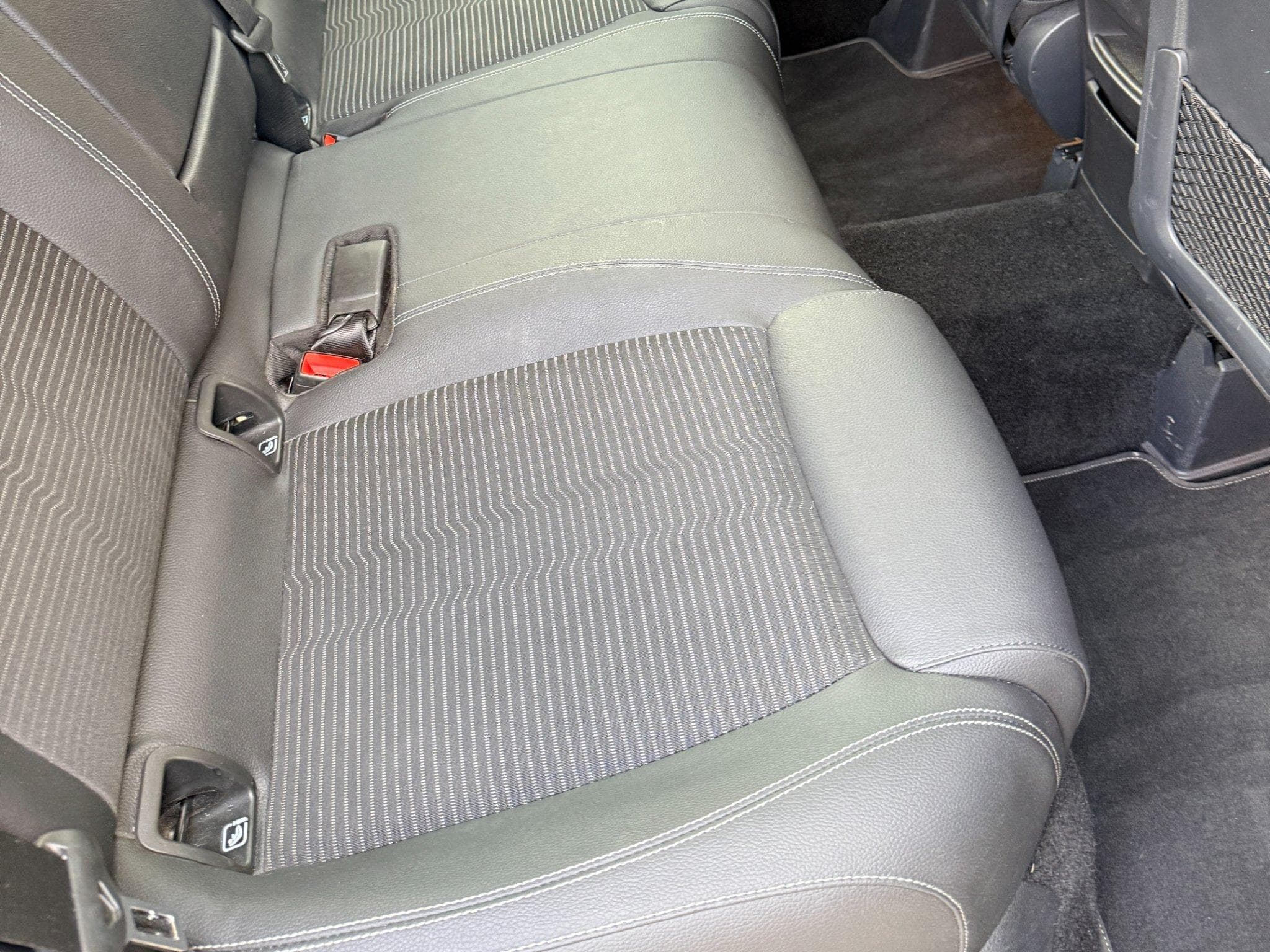 Mercedes B 220 4Matic Progressive (2019) - Photo 8