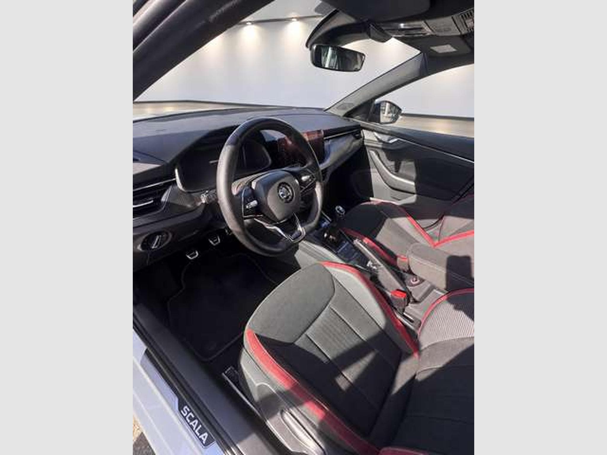 Skoda Scala Edition S ABT 1von500 *2.H *Kamera *Pano (2021) - Photo 2