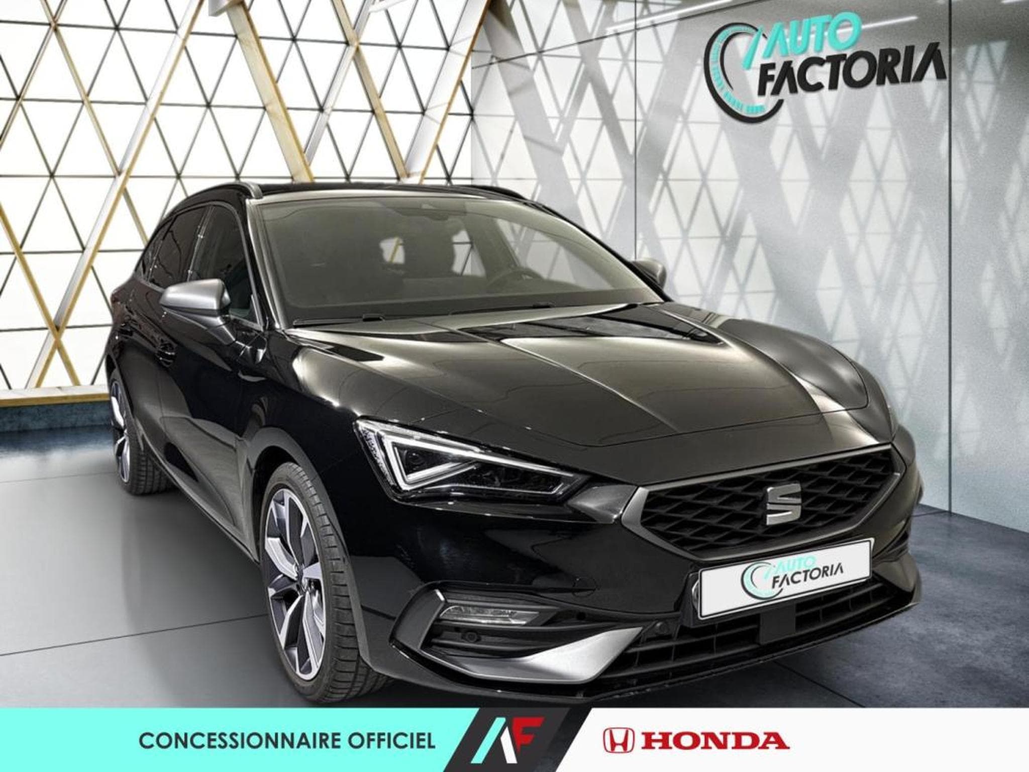 Seat Leon ST -18% 1,5 eTSI 150CV FR Spéciale Edition Tourer (2025) - Foto 6