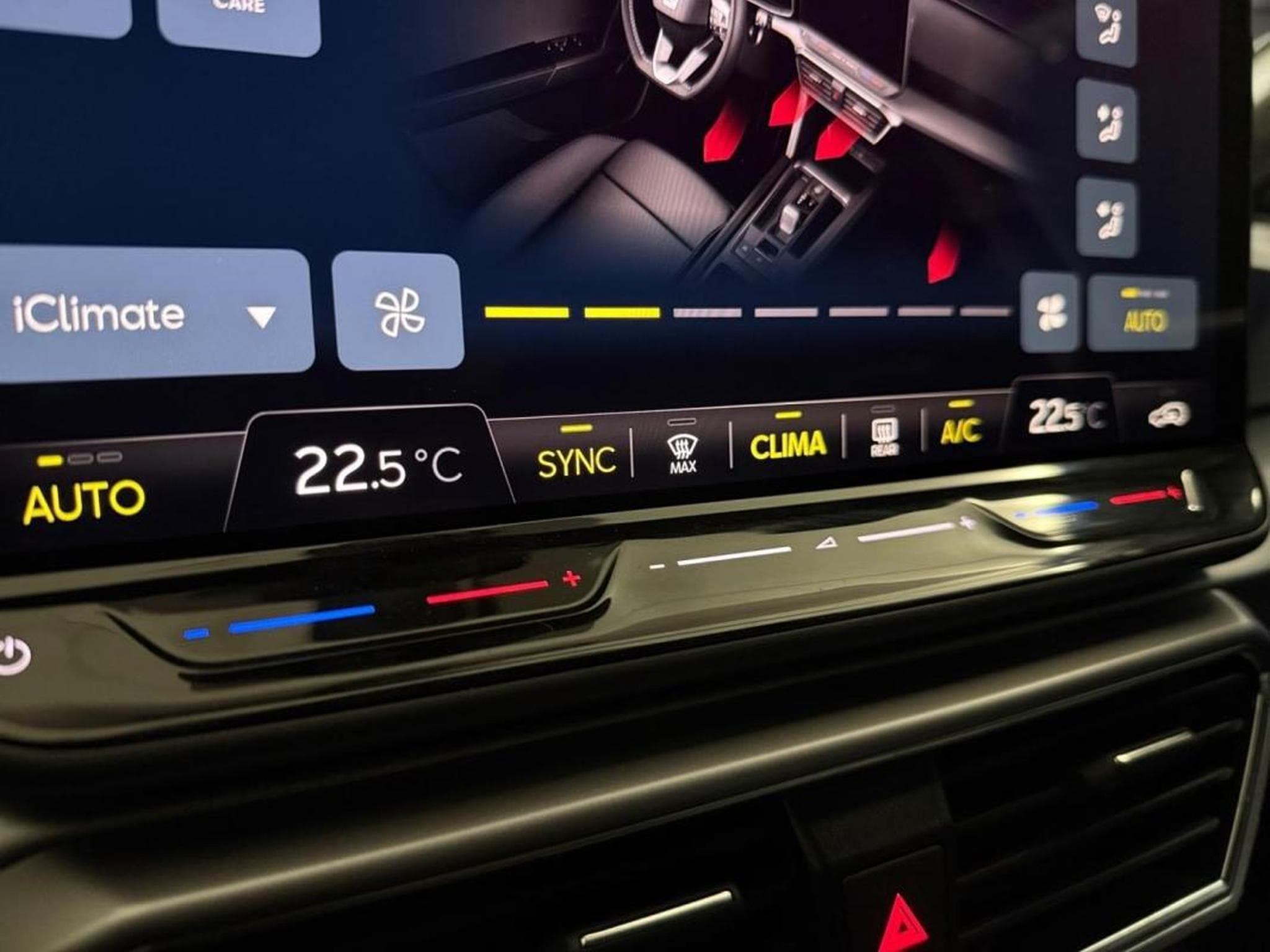 Seat Leon ST -18% 1,5 eTSI 150CV FR Spéciale Edition Tourer (2025) - Foto 17