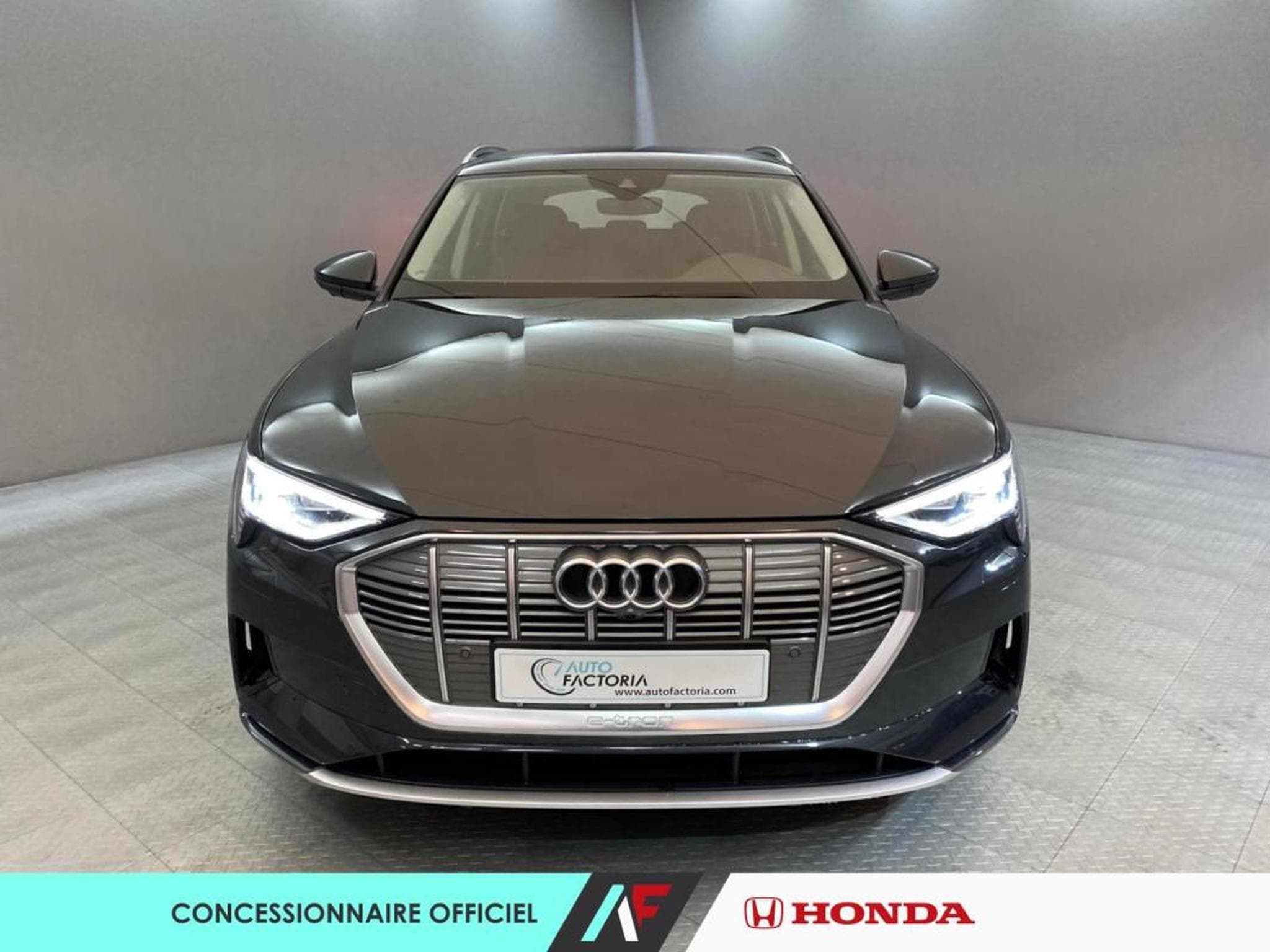 Audi e-tron -57% 55 408ch e-quattro (2021) - Photo 8