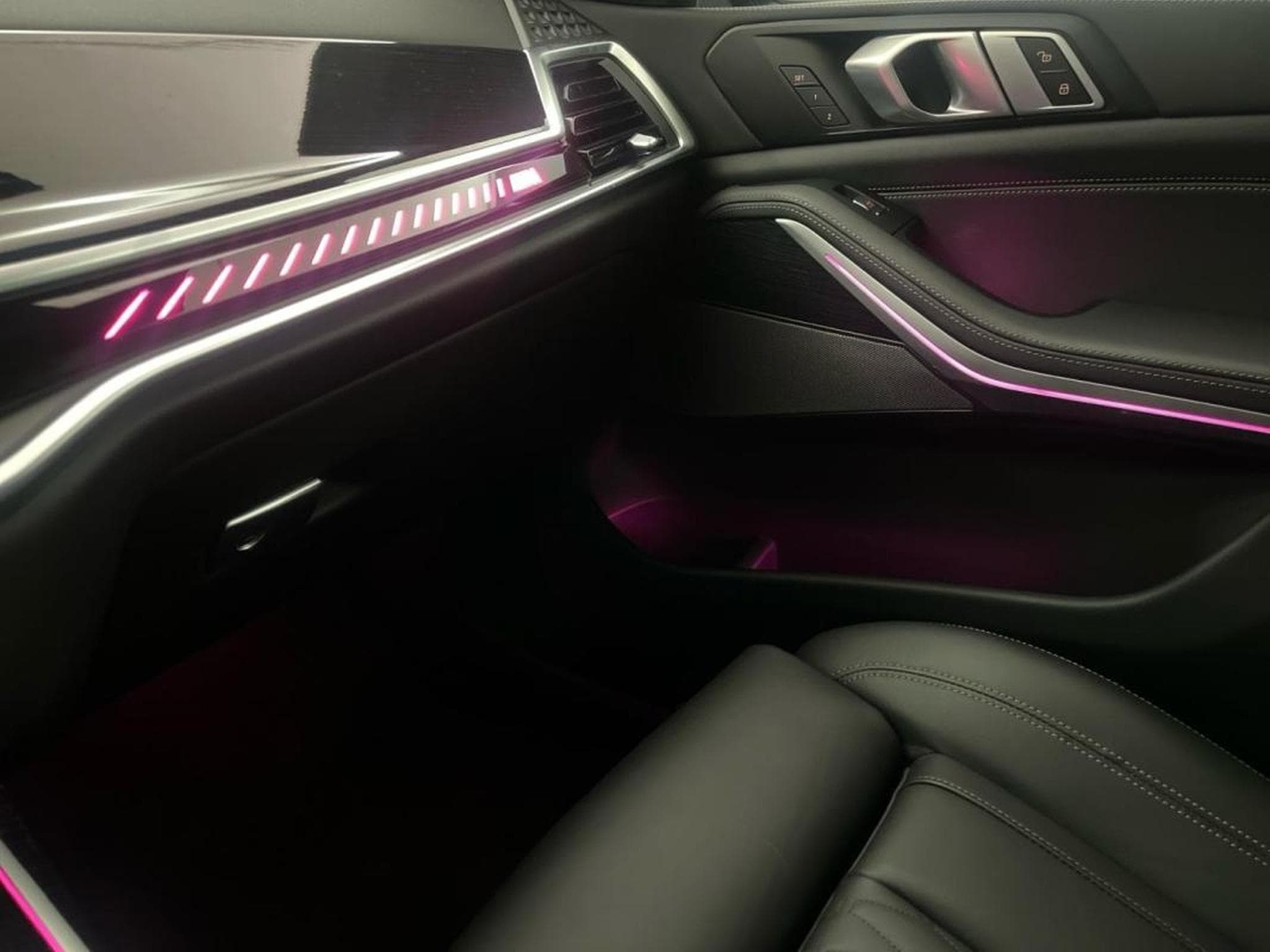 BMW X7 -37% M60iA xDrive 530ch M Performance (2023) - Photo 14