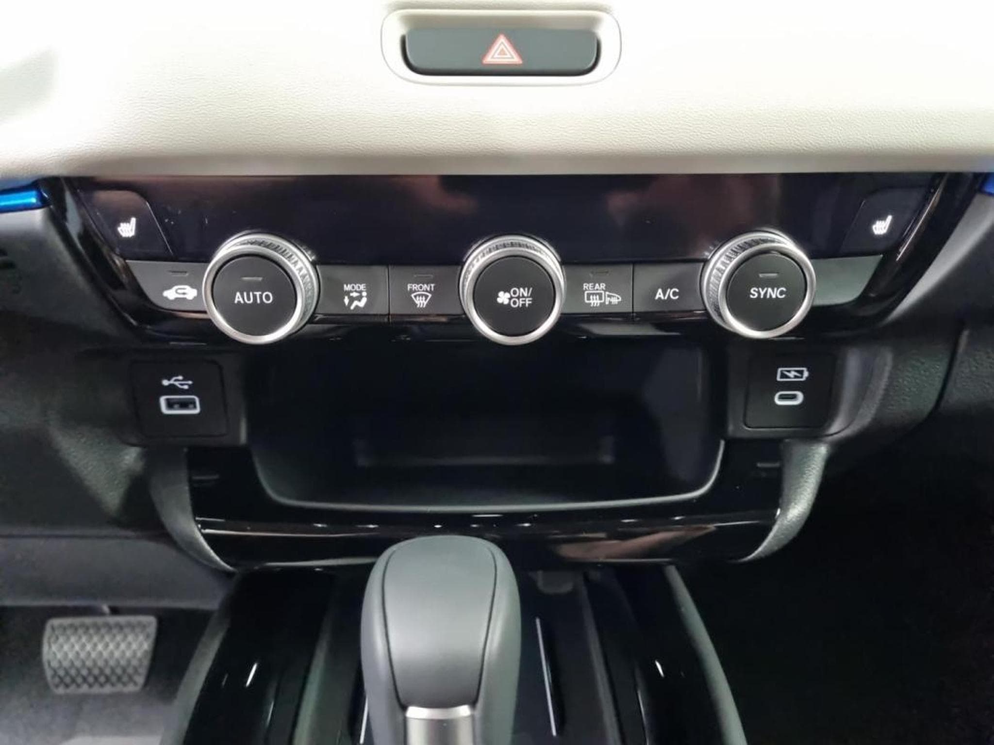 Honda HR-V 1.5 i-MMD 131ch e:HEV Advance Style (2025) - Photo 16