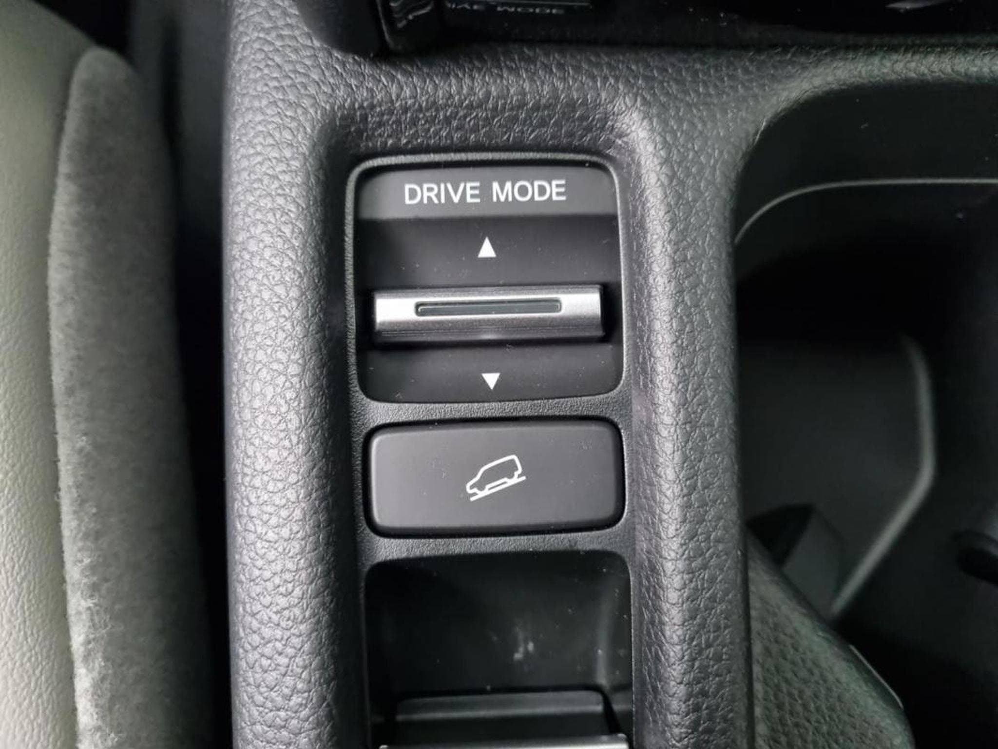 Honda HR-V 1.5 i-MMD 131ch e:HEV Advance Style (2025) - Photo 12