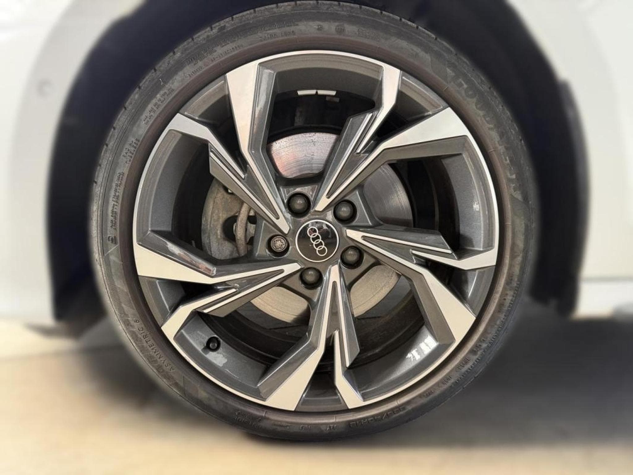 Audi A3 -37% 40 TFSI e 204ch PHEV S line S tronic 6 (2025) - Foto 9
