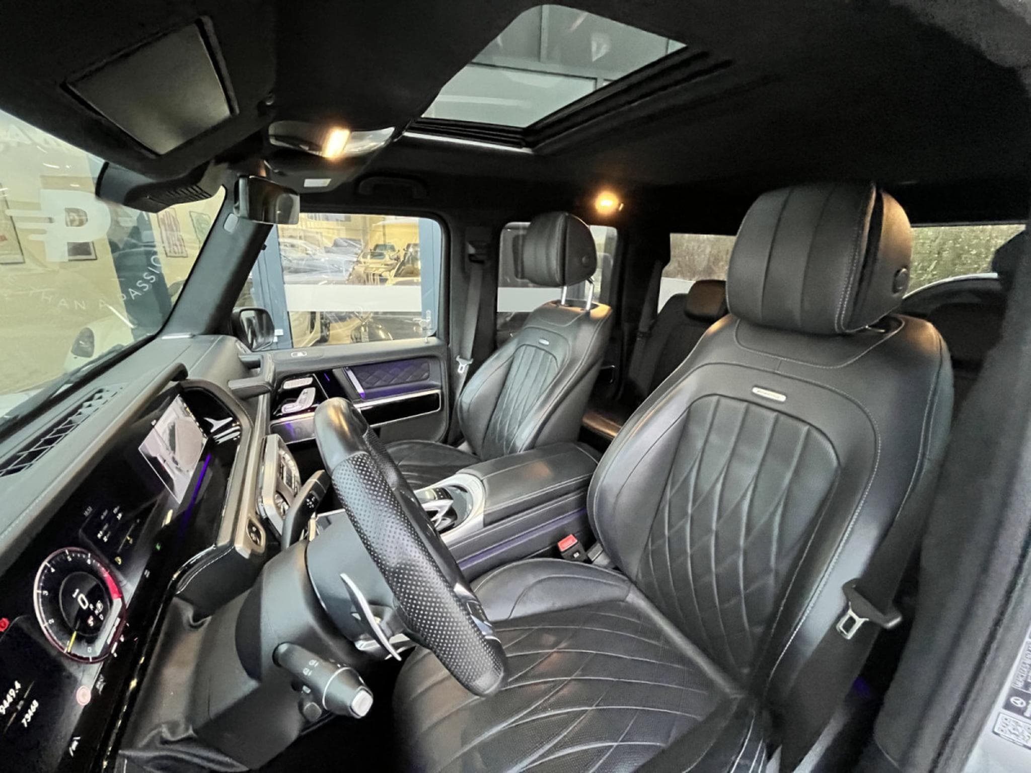 Mercedes G 63 AMG G63 AMG /SUPERIOR/ 8 WHEELS/ LAST SERVICE 09.2026 (2023) - Photo 9