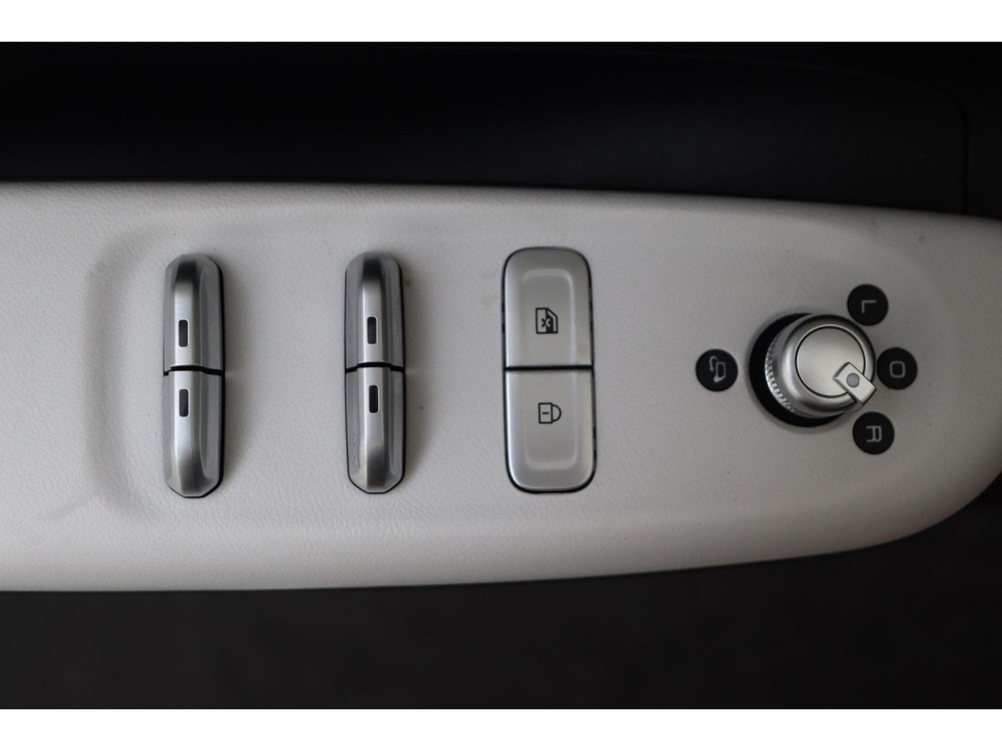 Dongfeng Box Premium Edition (2026) - Photo 11