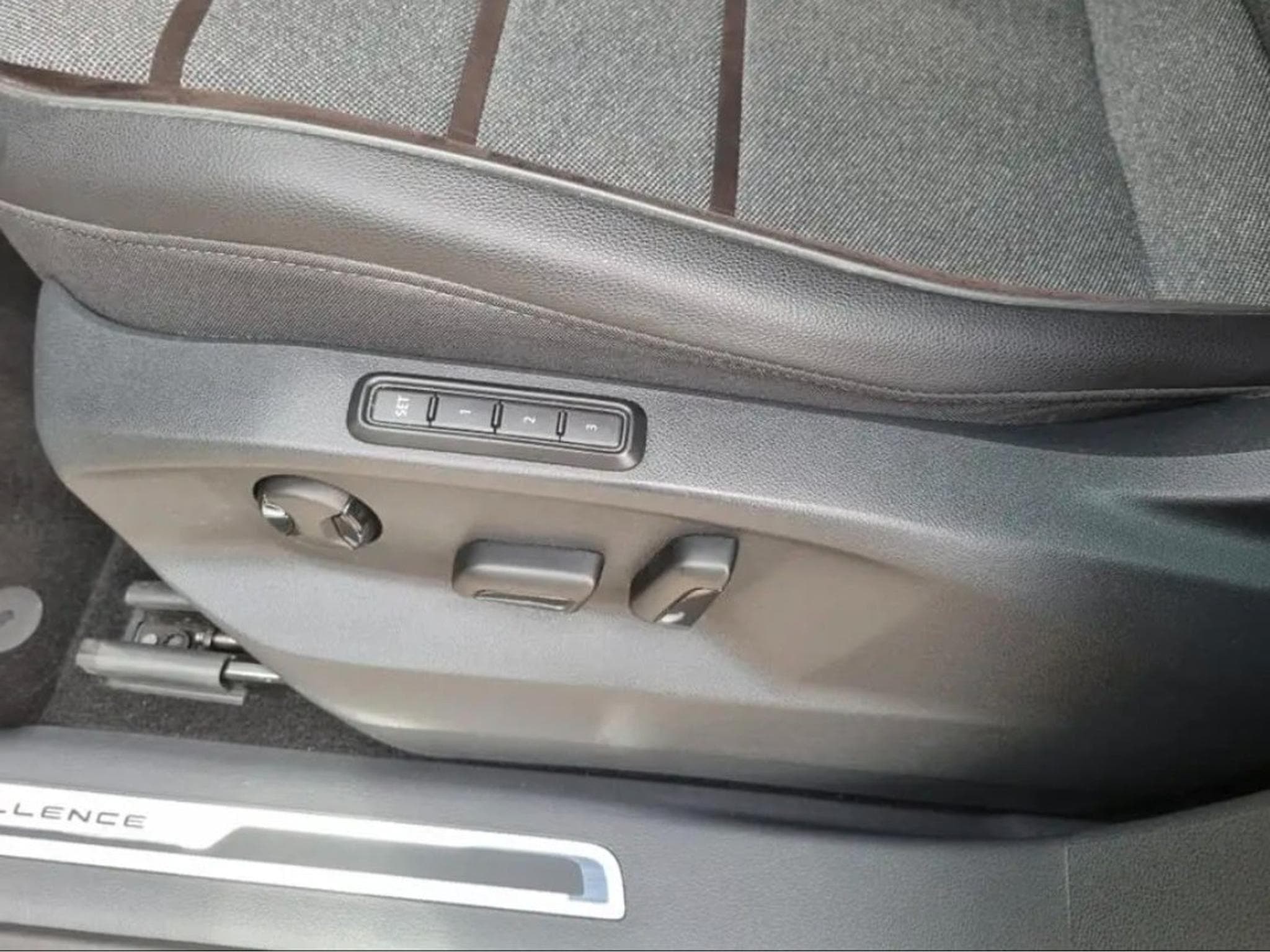 Seat Tarraco Xcellence 2.0 TDI 190 ch DSG (2020) - Photo 9