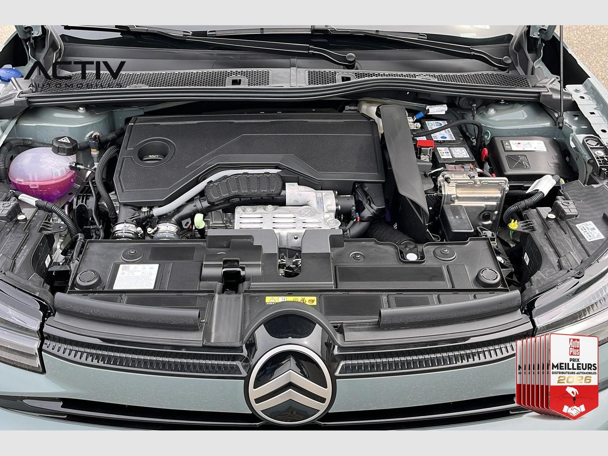 Citroën C4 Hybride 145 e-DCS6 Max (2026) - Photo 23