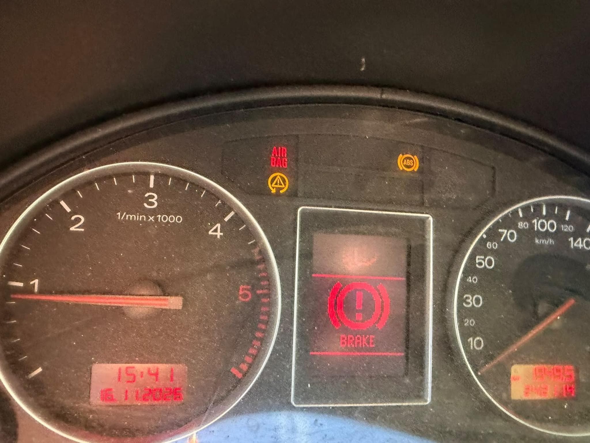 Audi A4 (2001) - Photo 3