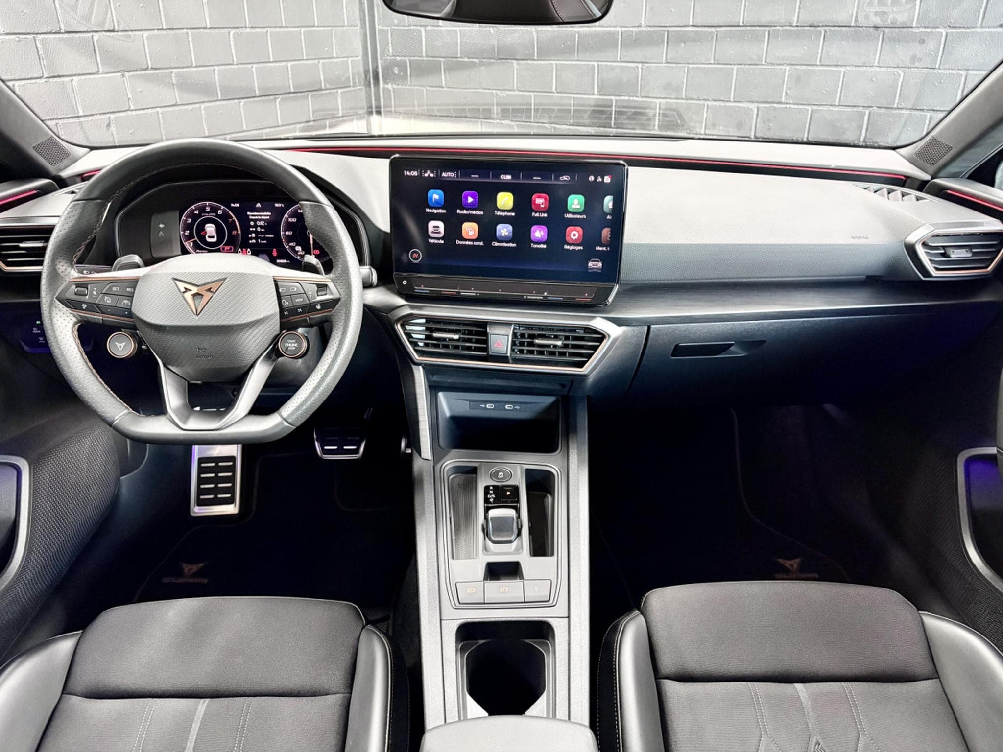 Cupra Leon VZ 2.0 TSI 300 CV * PANO * VSS * ACC * (2024) - Foto 10