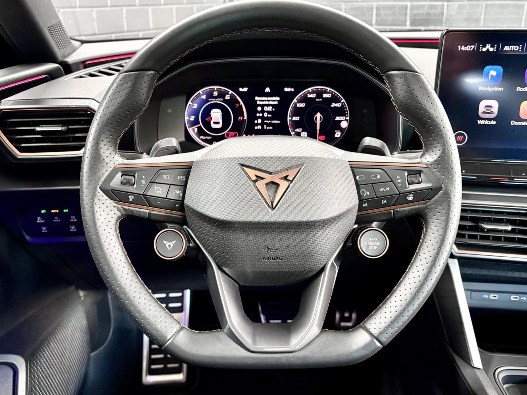 Cupra Leon VZ 2.0 TSI 300 CV * PANO * VSS * ACC * (2024) - Foto 11